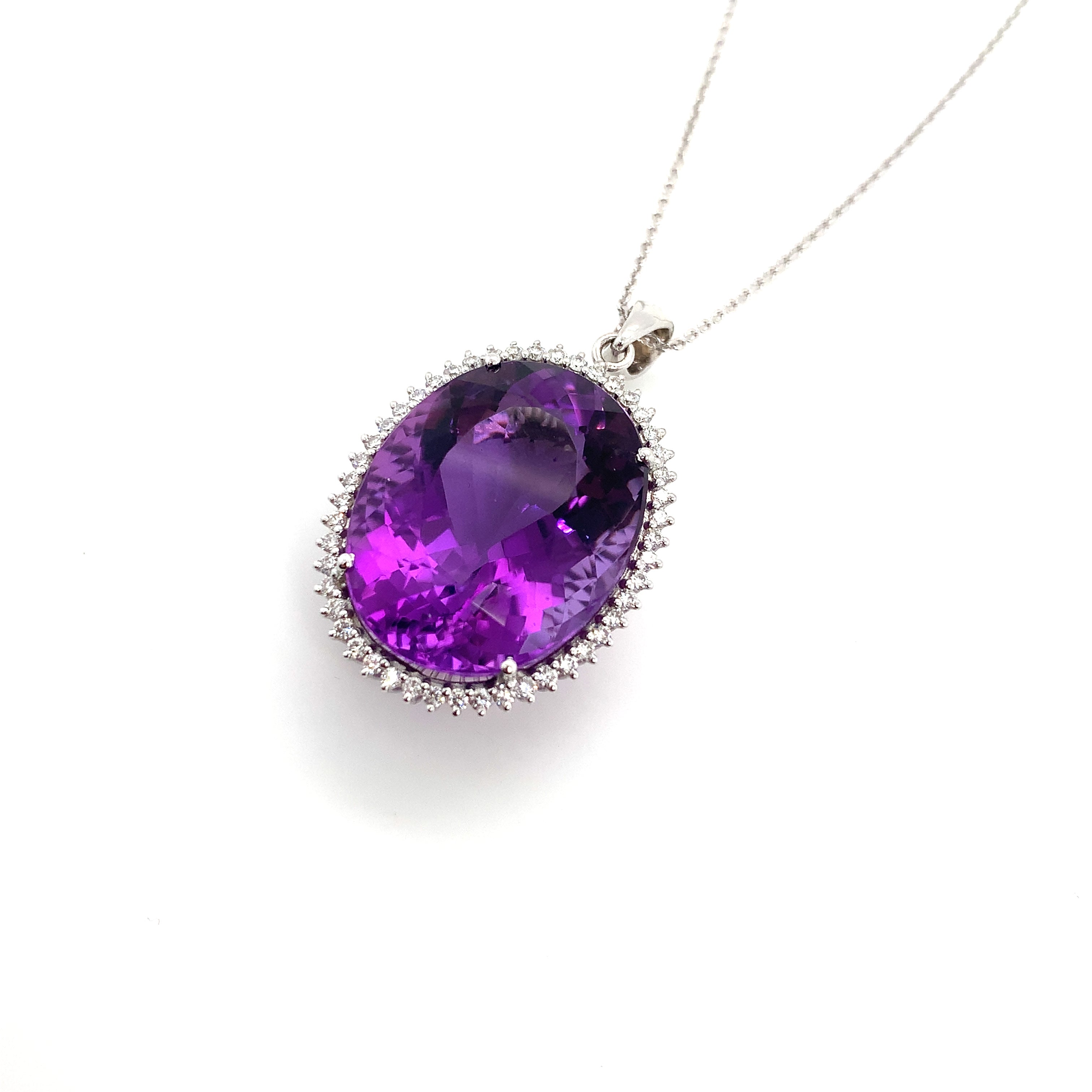 White Gold Pendant Necklace with Amethyst Stones