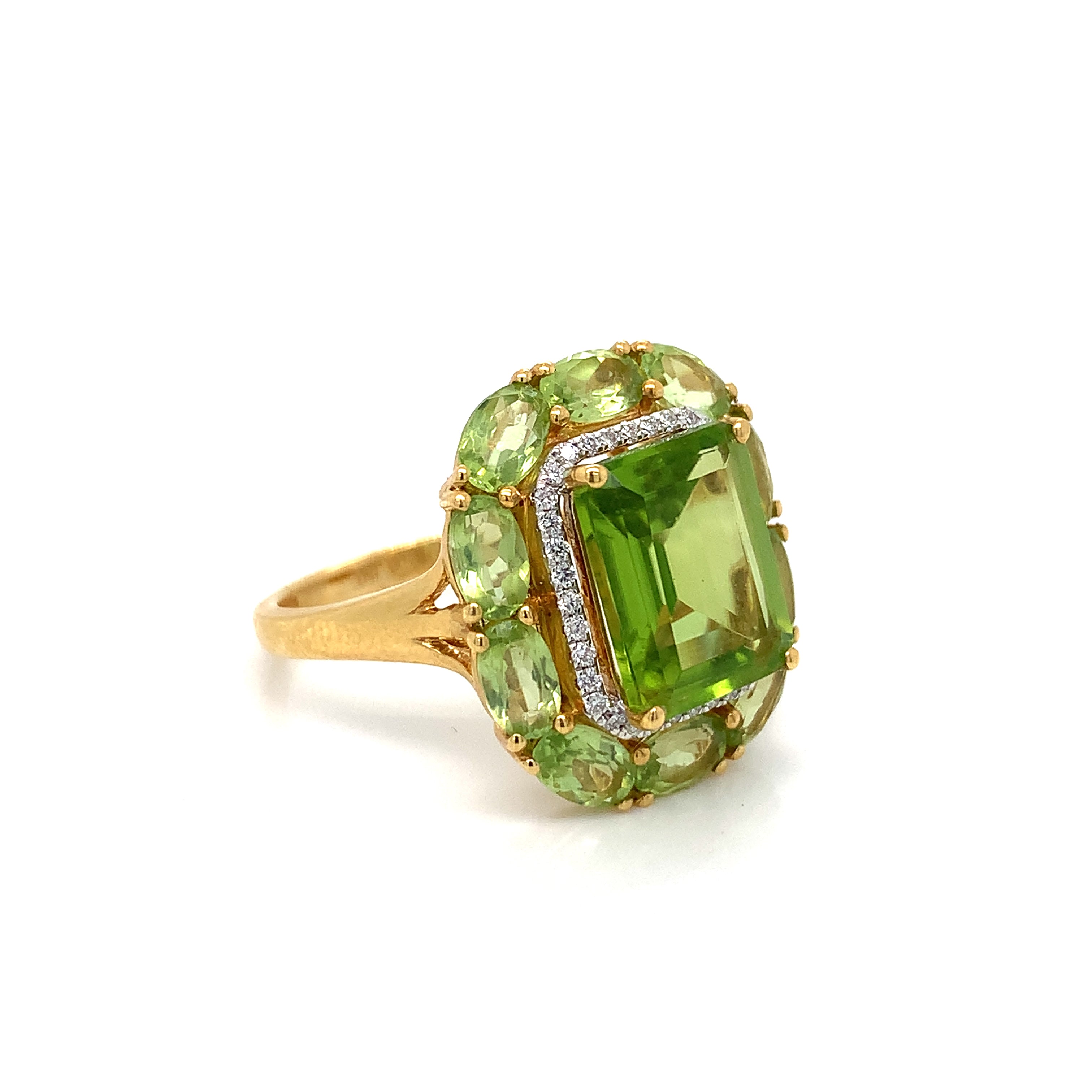 Yellow Gold Ring with Diamond, Peridot Stones