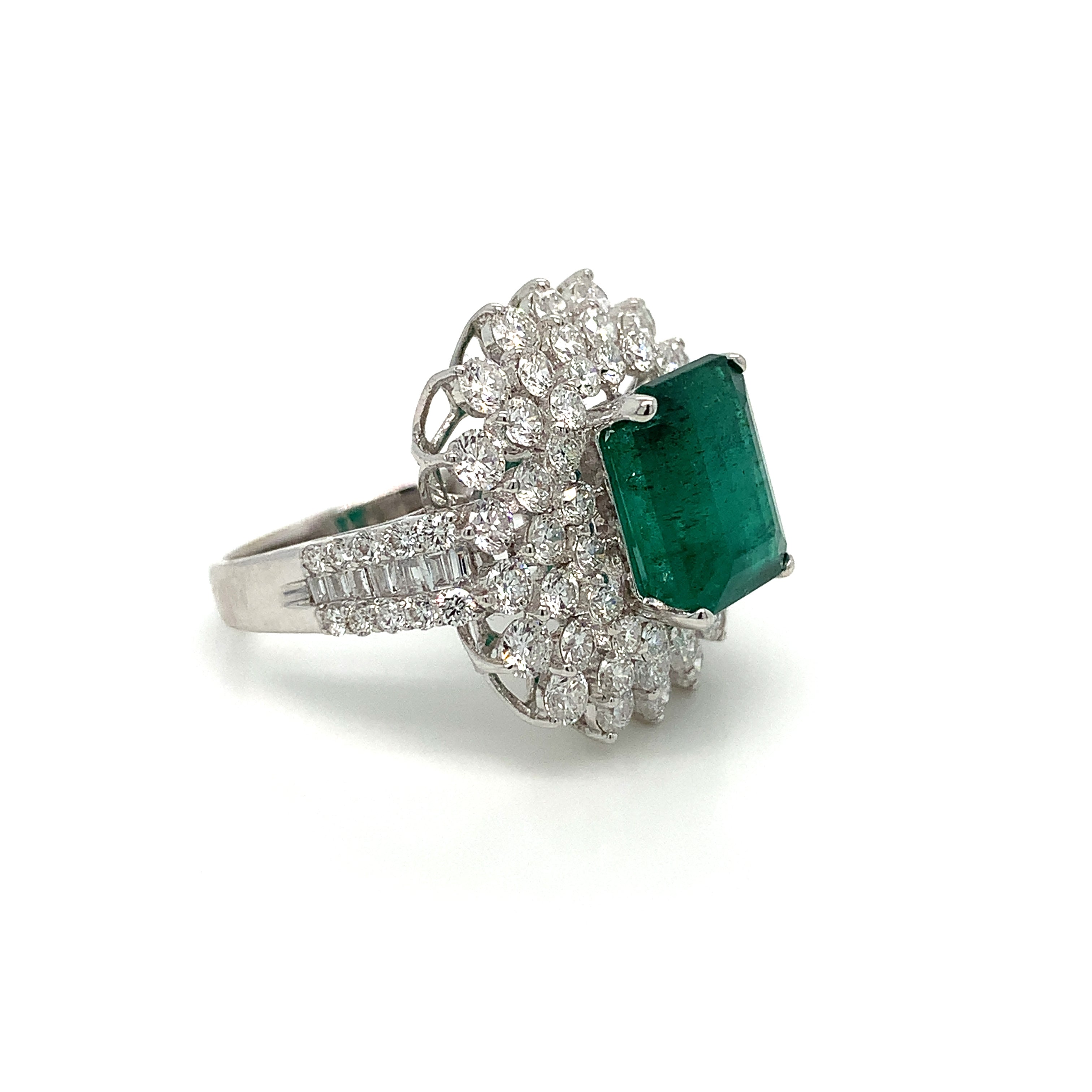 White Gold Ring with Diamond, Emerald Stones