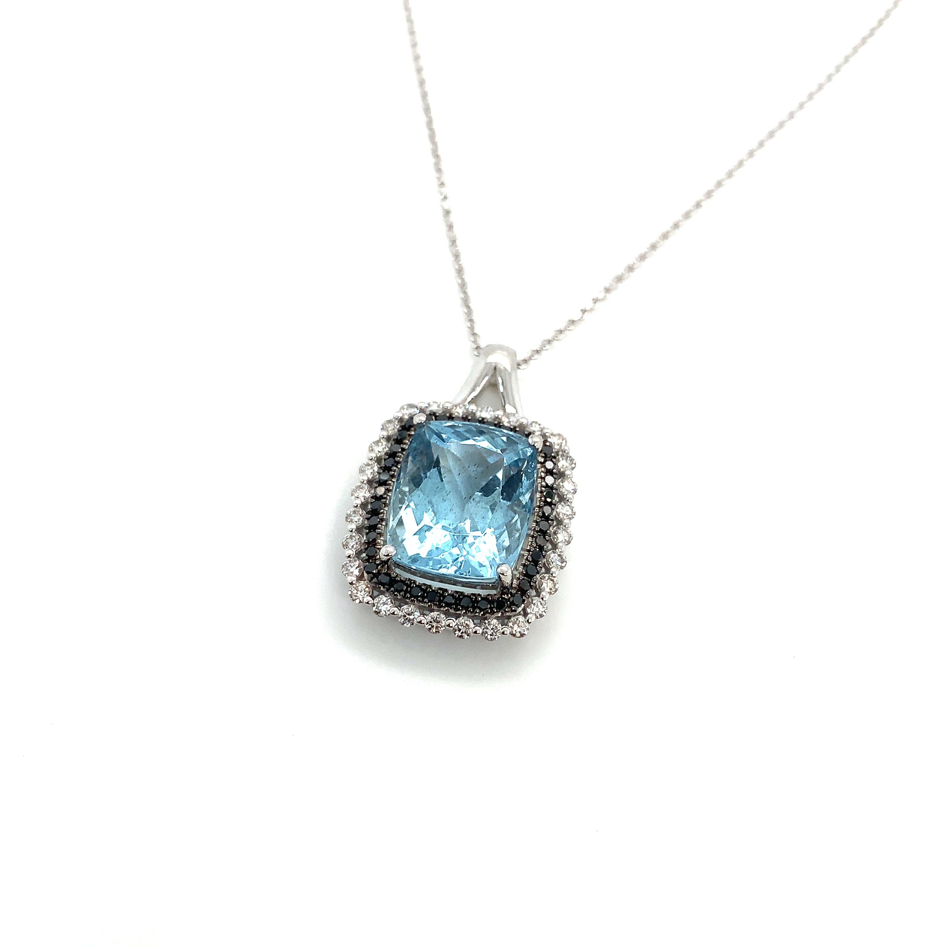 White Gold Pendant Necklace with Aquamarine, Diamond Stones
