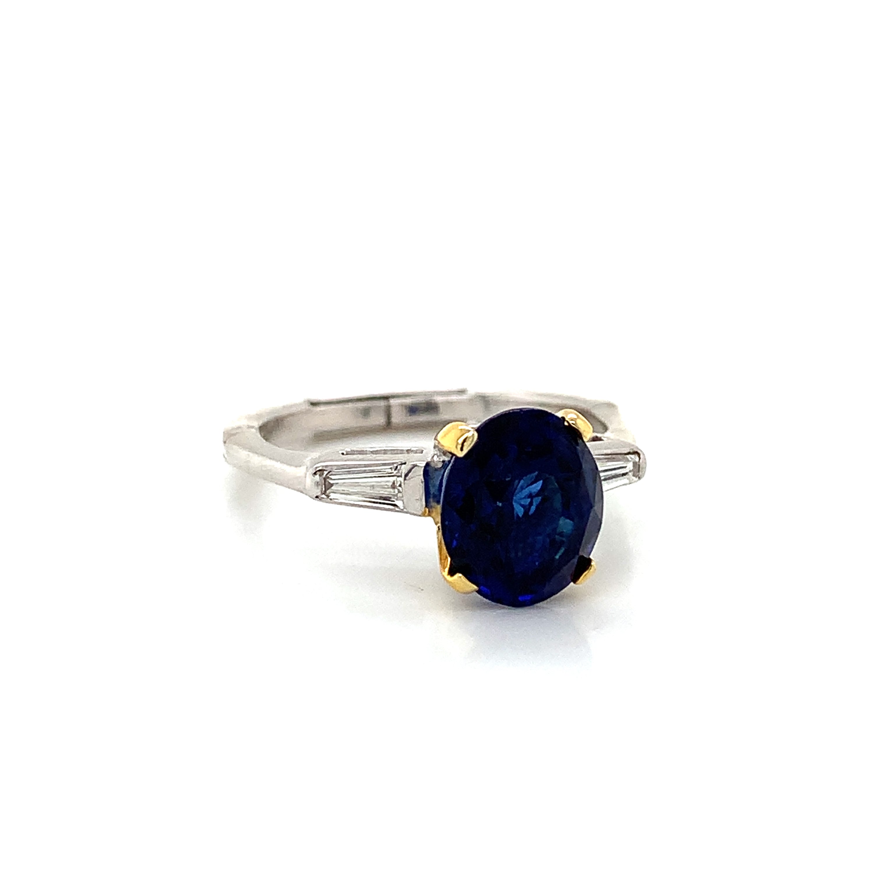 White Gold Ring with Sapphire Stones