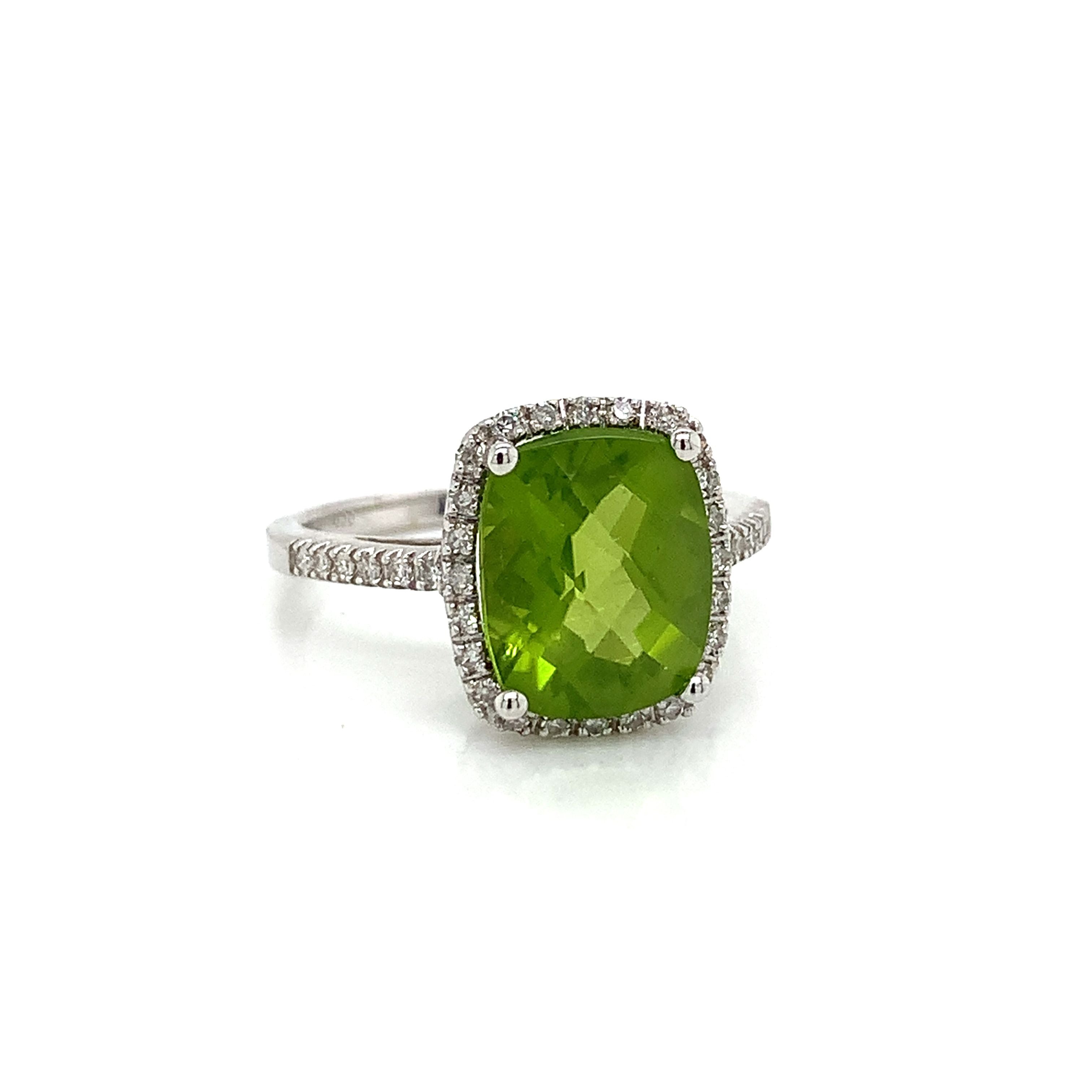 PERIDOT CLASSIC RING