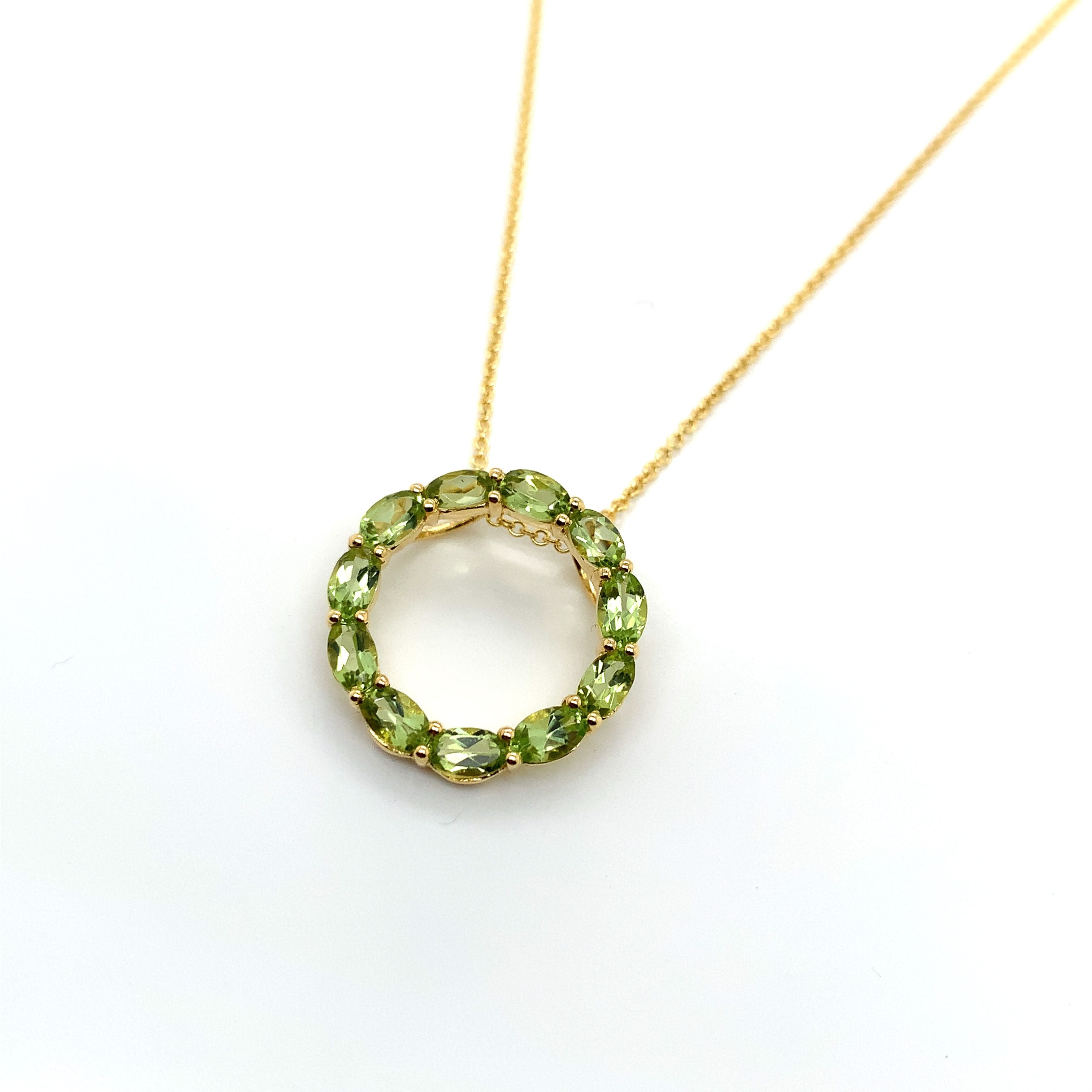 PERIDOT WREATH NECKLACE