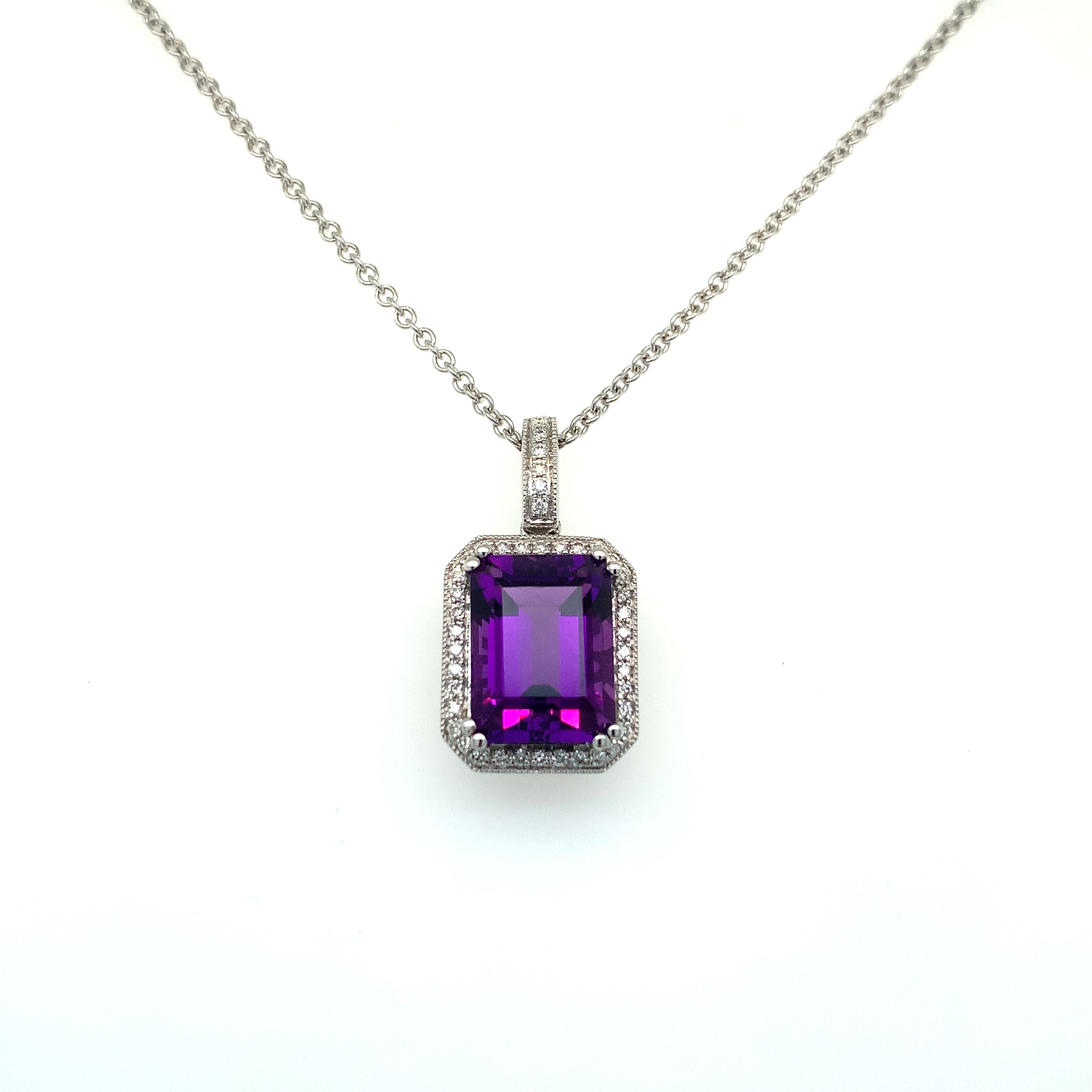 White Gold Pendant Necklace with Amethyst Stones