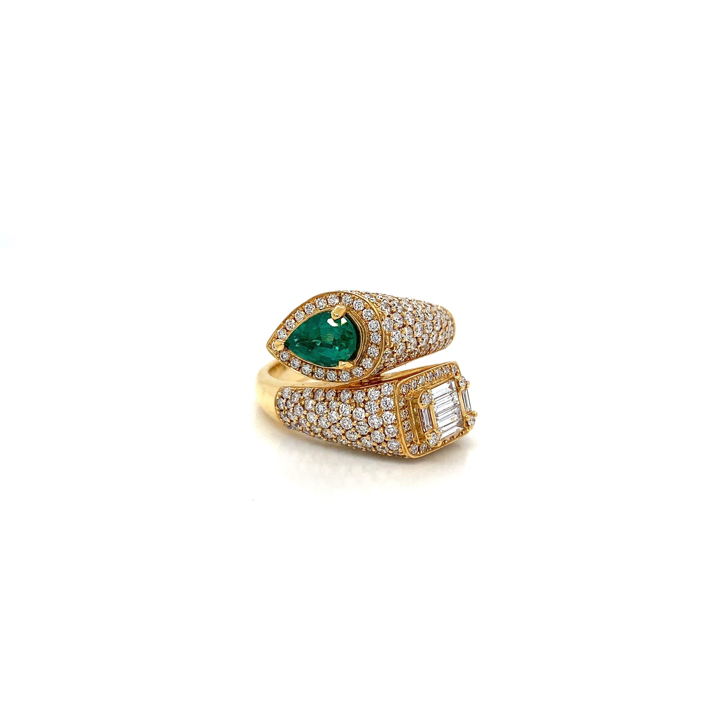 Yellow Gold Ring with Diamond, Emerald Stones