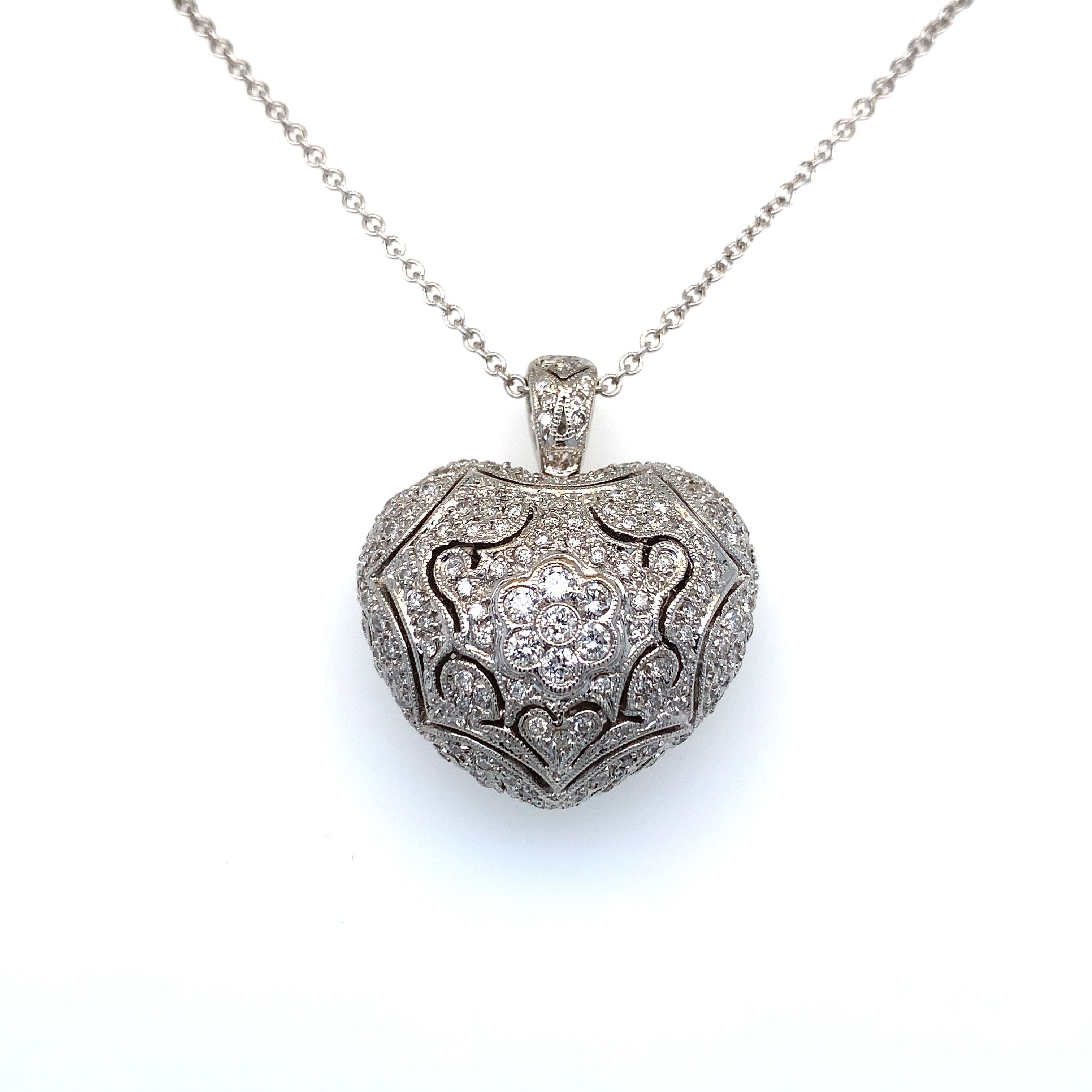 DIAMOND NECKLACE