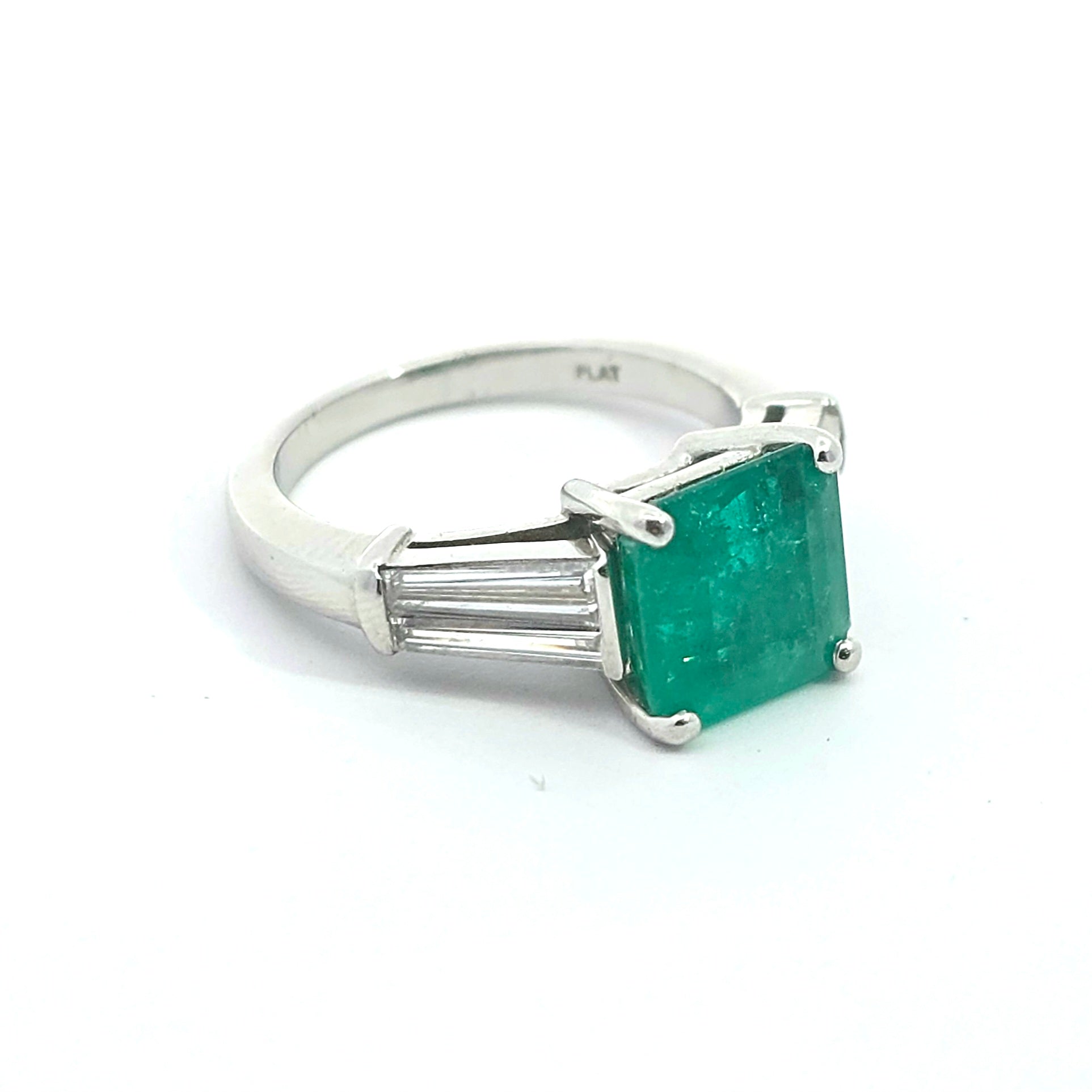 White Gold Ring with Diamond, Emerald Stones