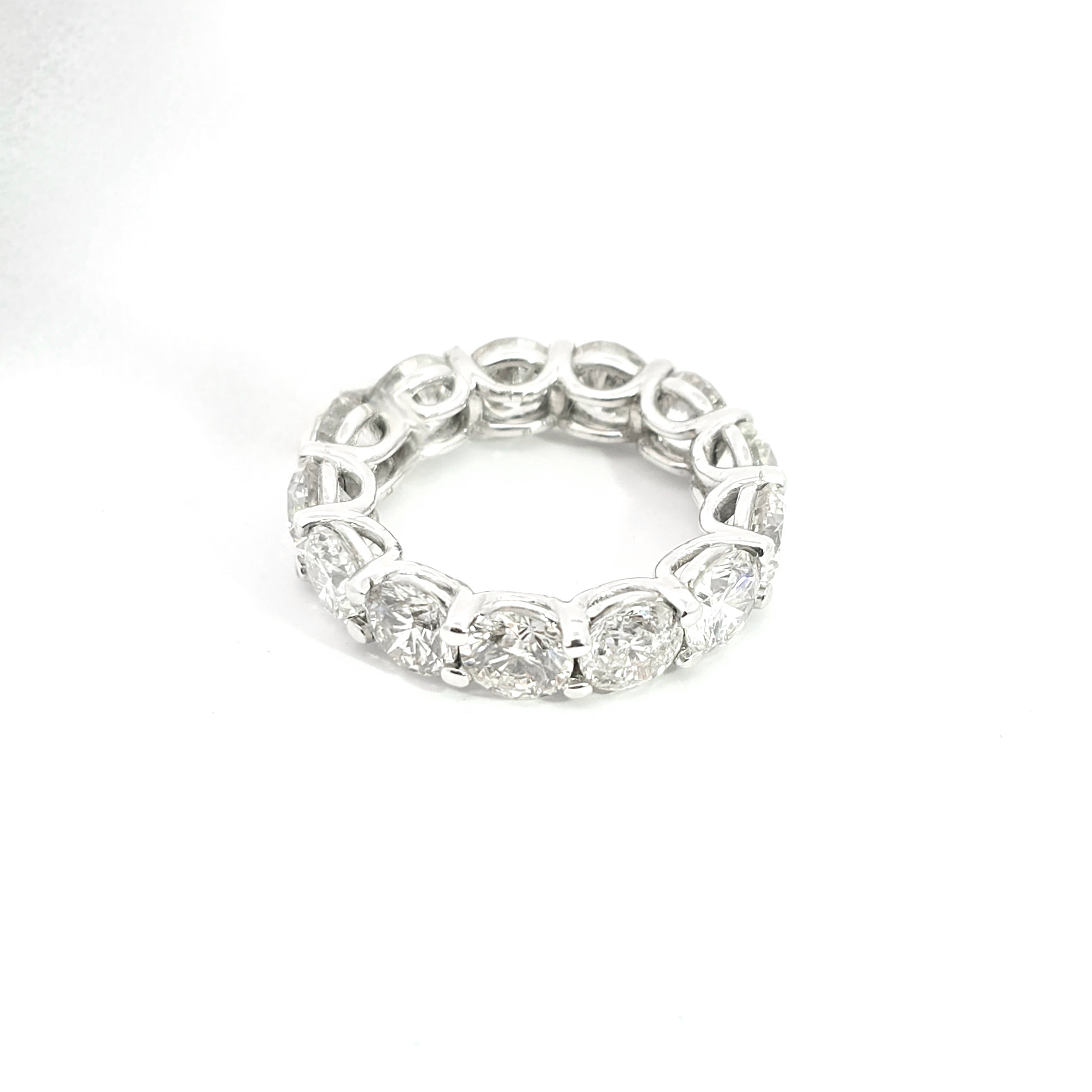 White Gold Ring With Diamond Stones