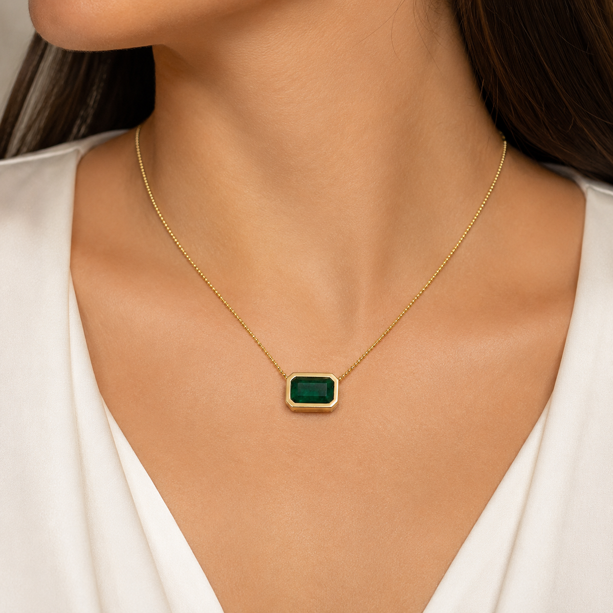 Yellow Gold Emerald Pendant