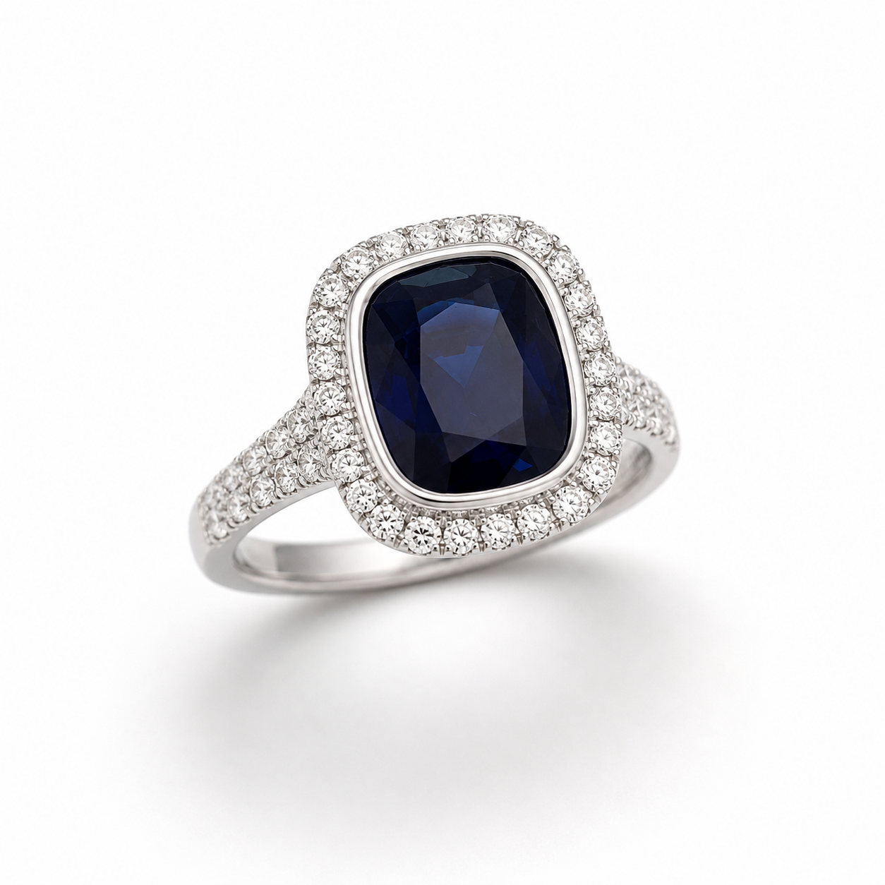 White Gold Saphire and Diamond Ring