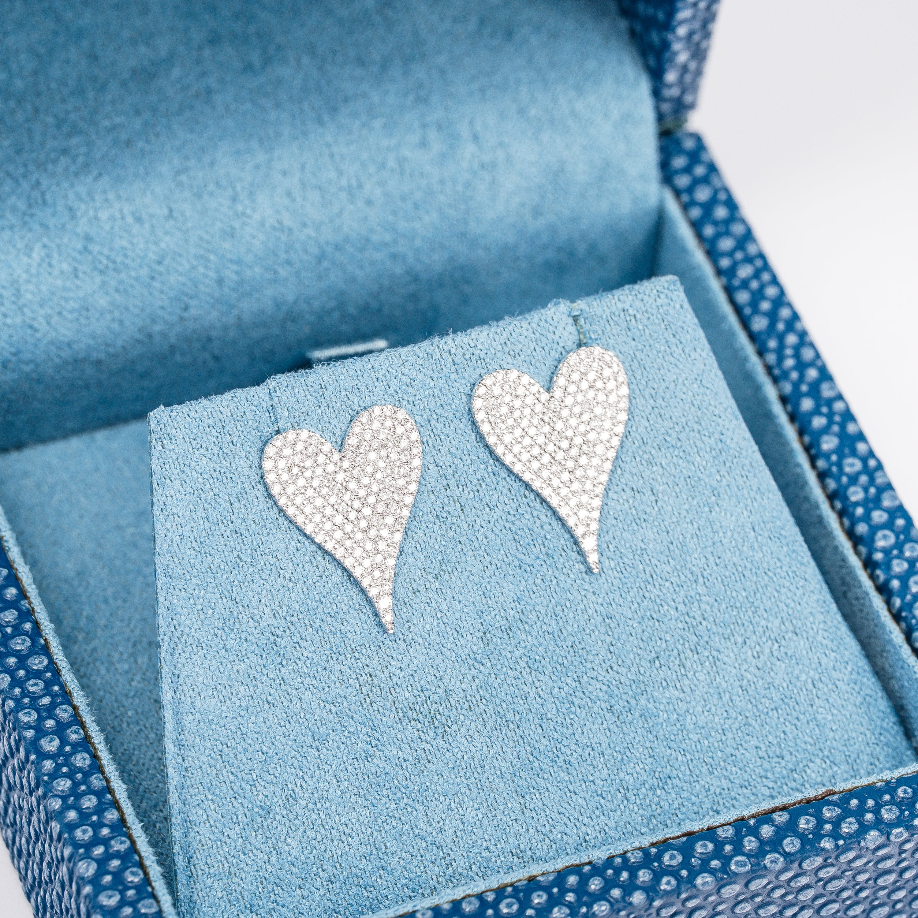 DIAMOND HEART EARRINGS