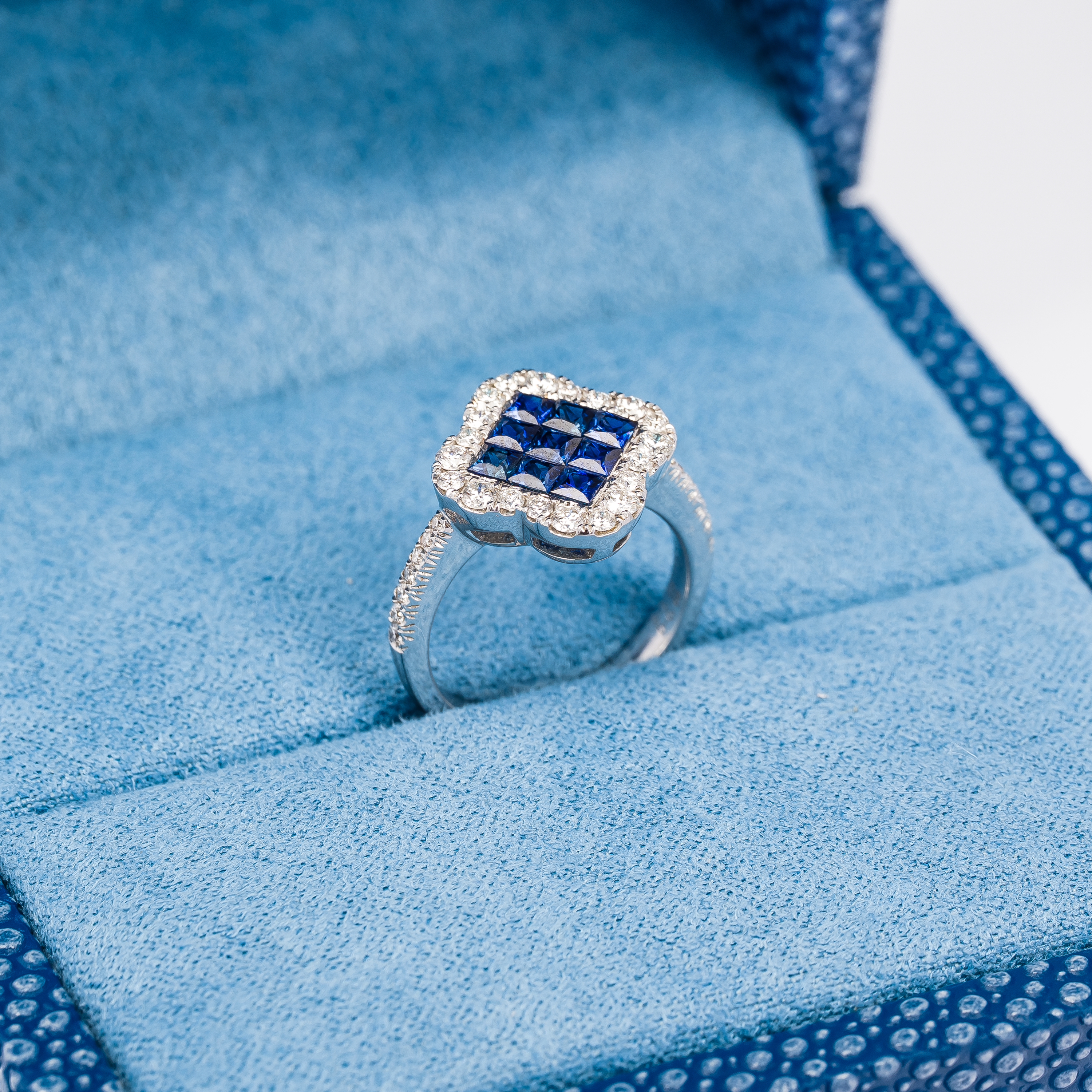 SAPPHIRE RING