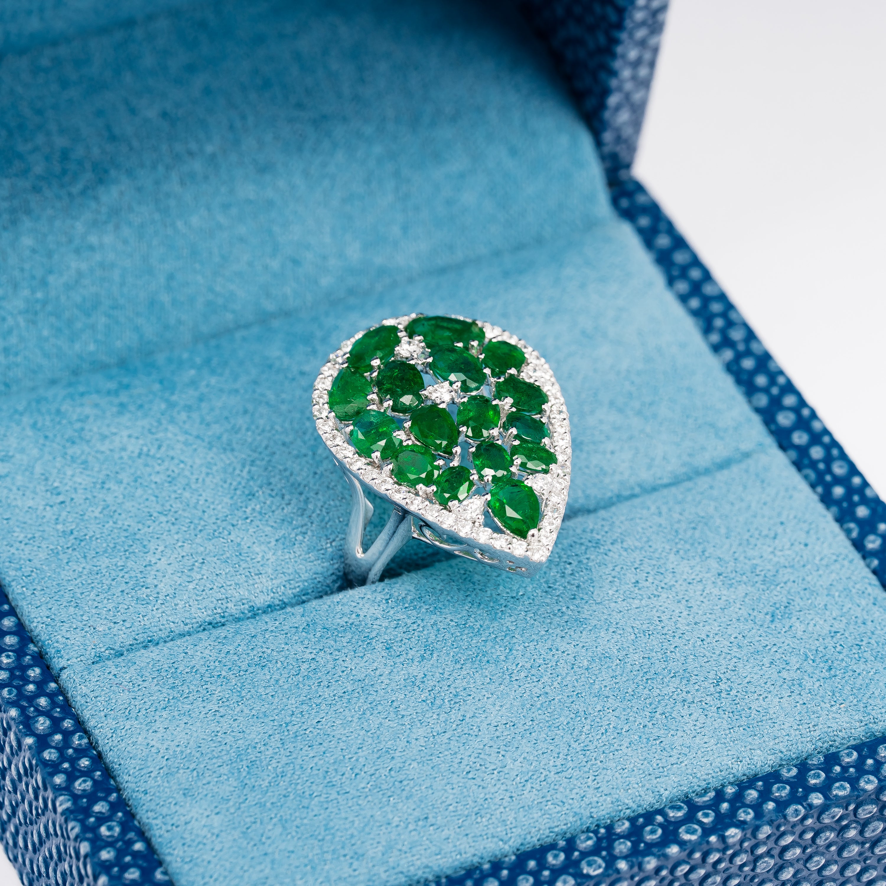 EMERALD RING