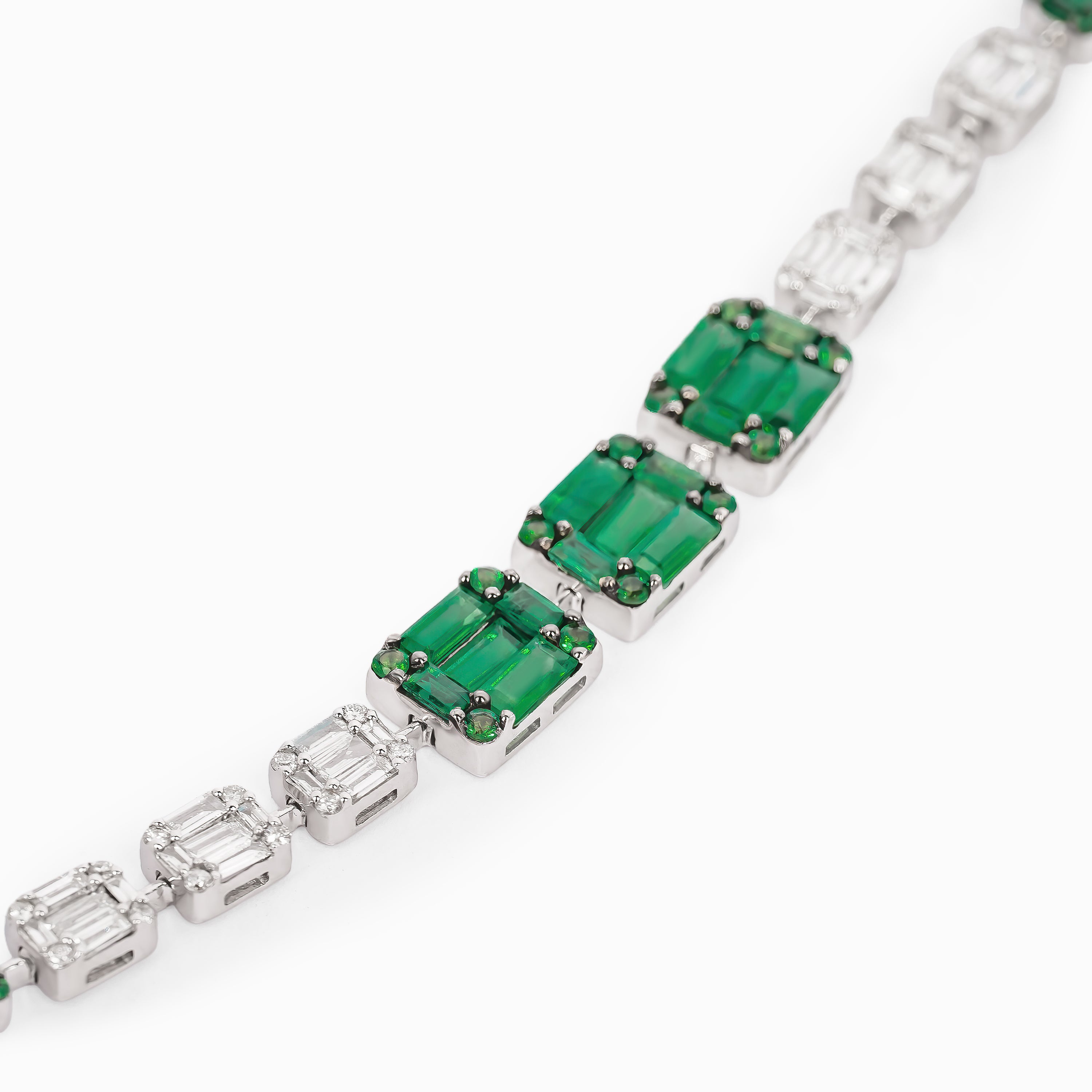 EMERALD TRIO DIAMOND BRACELET