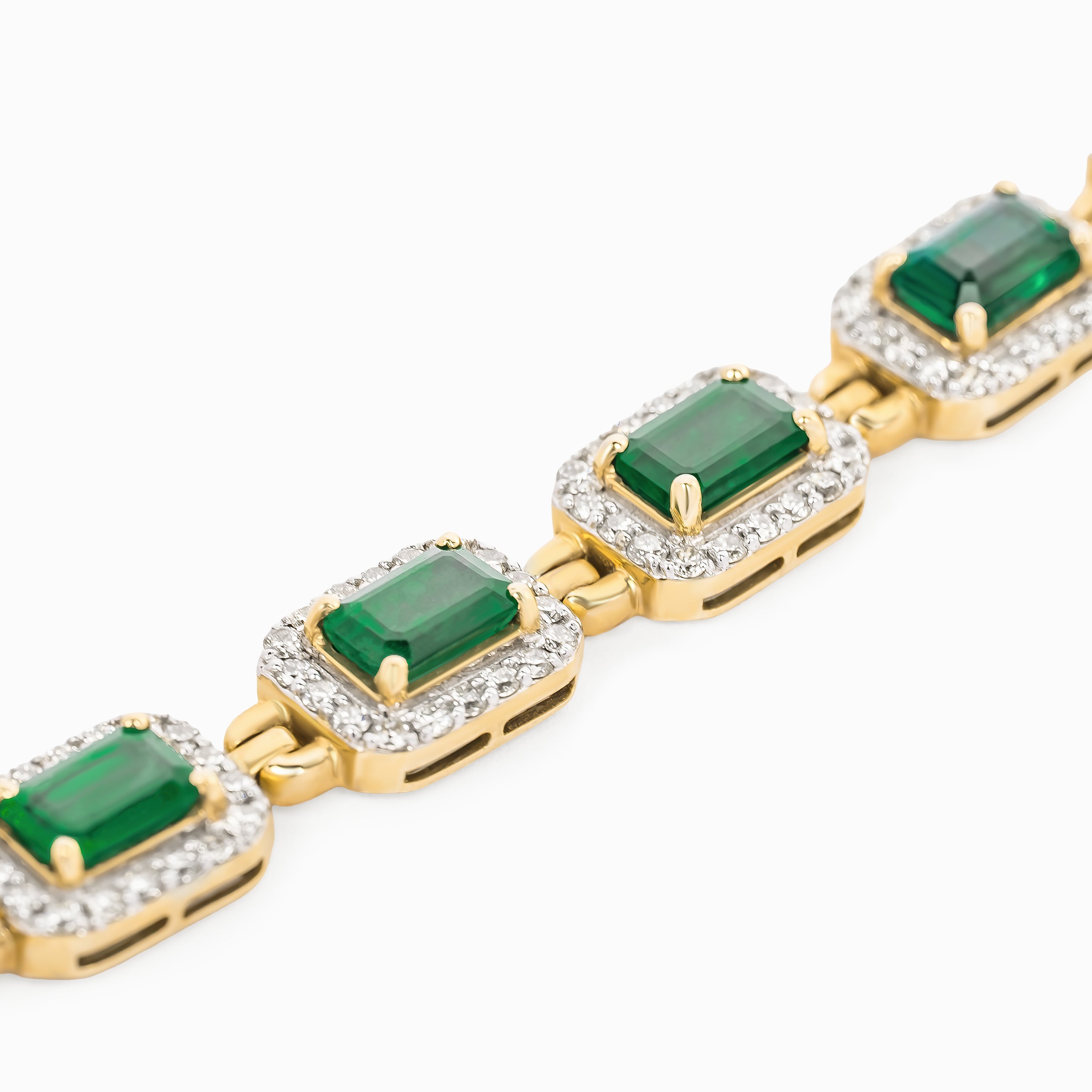 EMERALD AND DIAMOND BRACELET