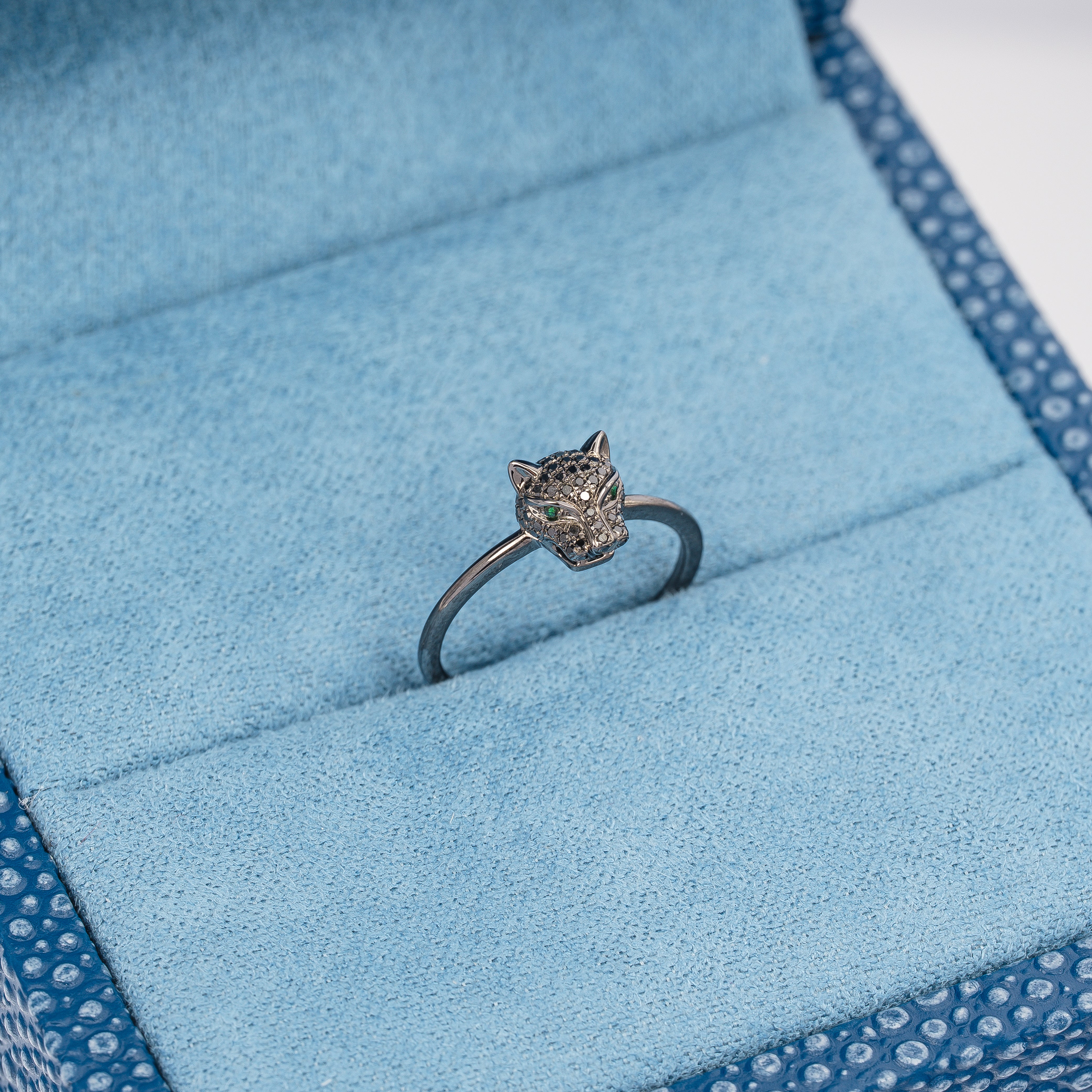 White Gold Black Diamond and Emerald Cat Ring
