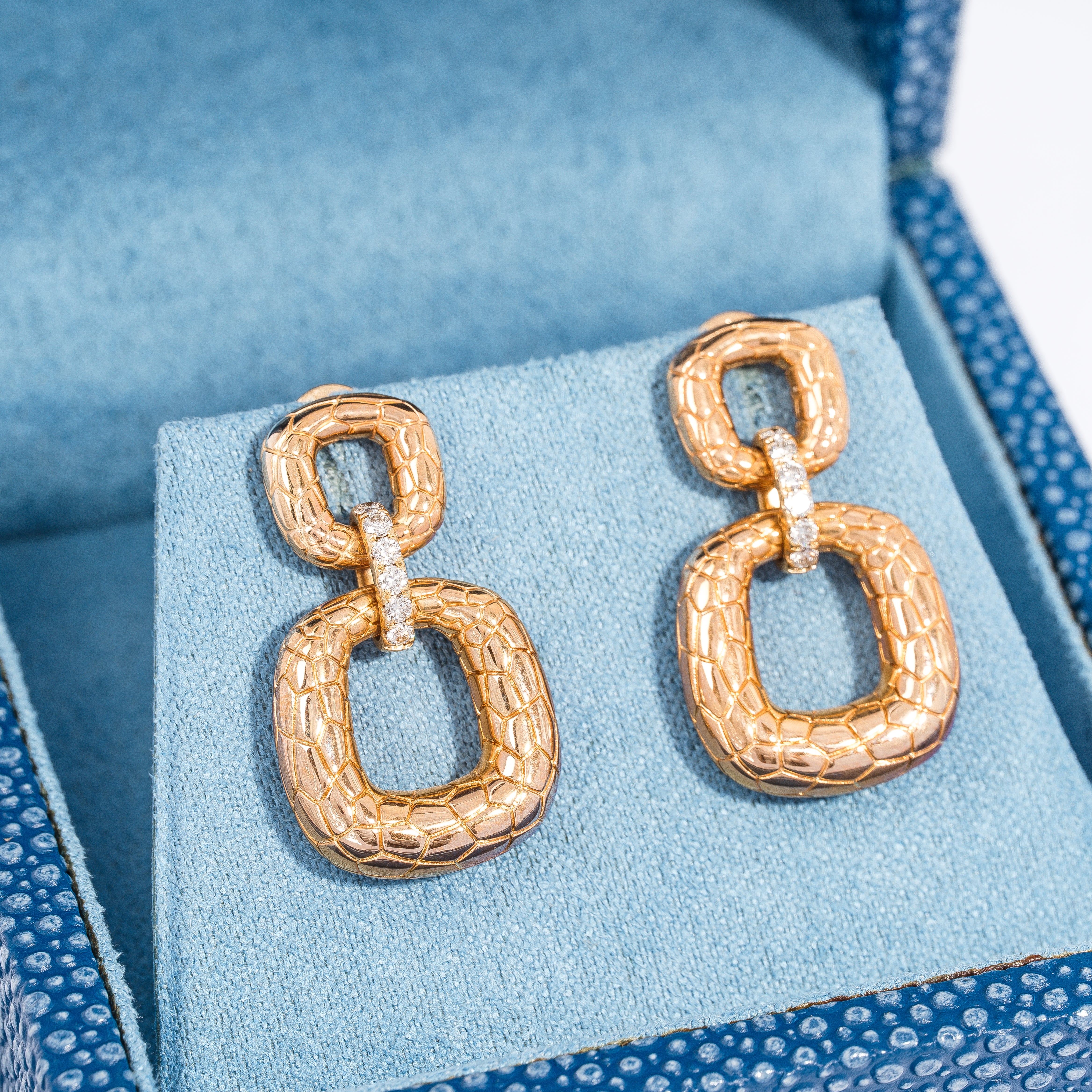 GOLD DIAMOND MAJESTIC EARRINGS