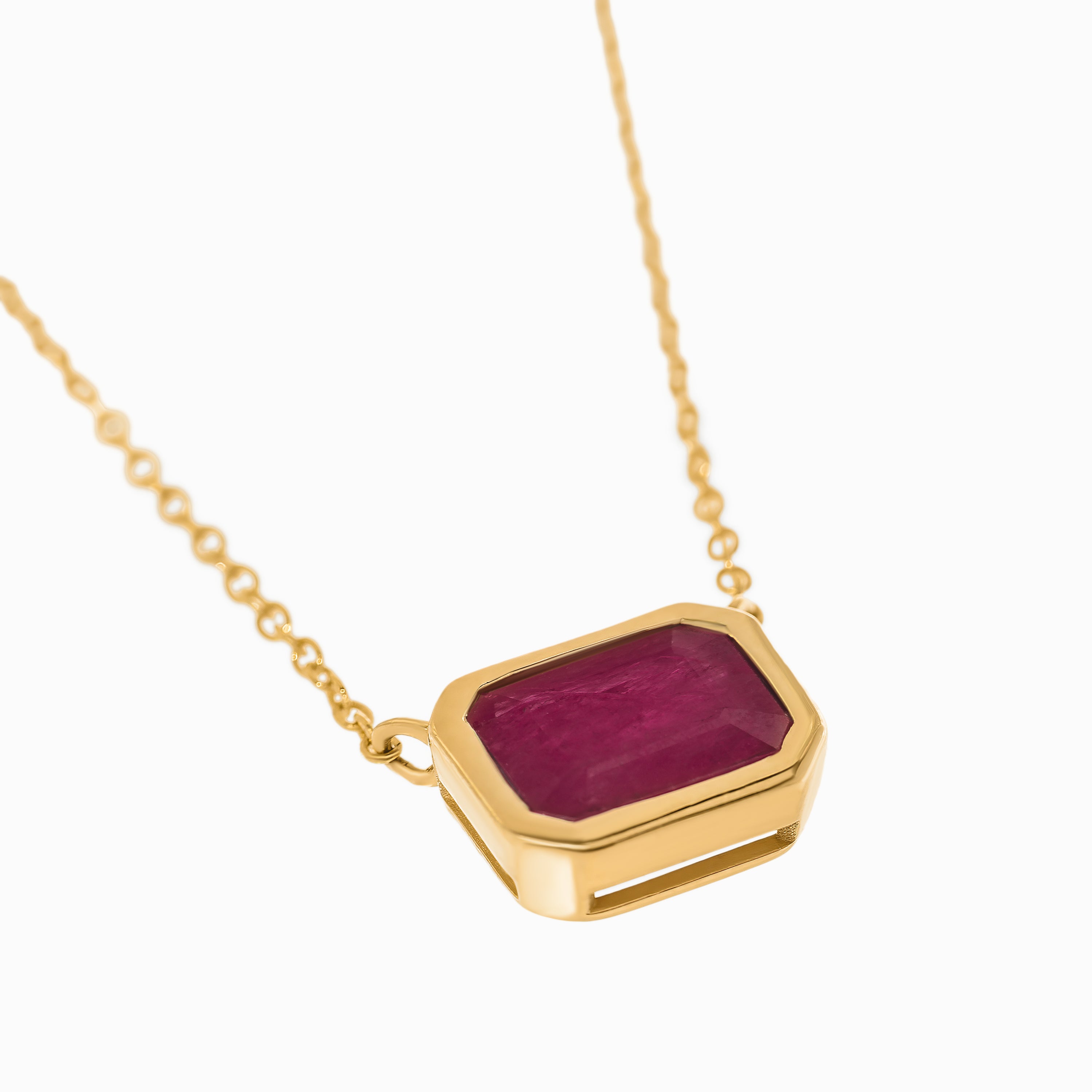 Yellow Gold Pendant Necklace with Ruby Stones