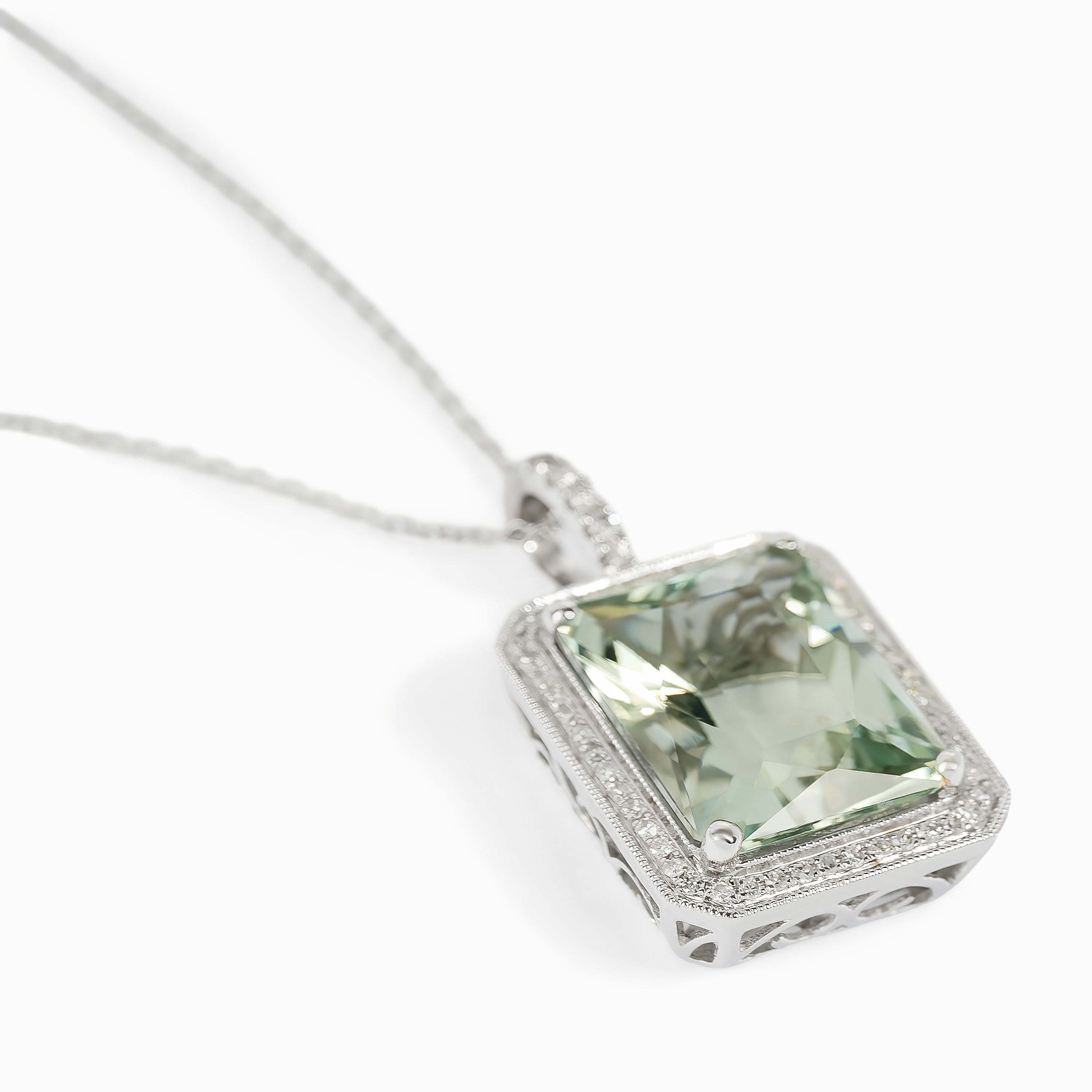 White Gold Pendant Necklace with Amethyst, Diamond Stones