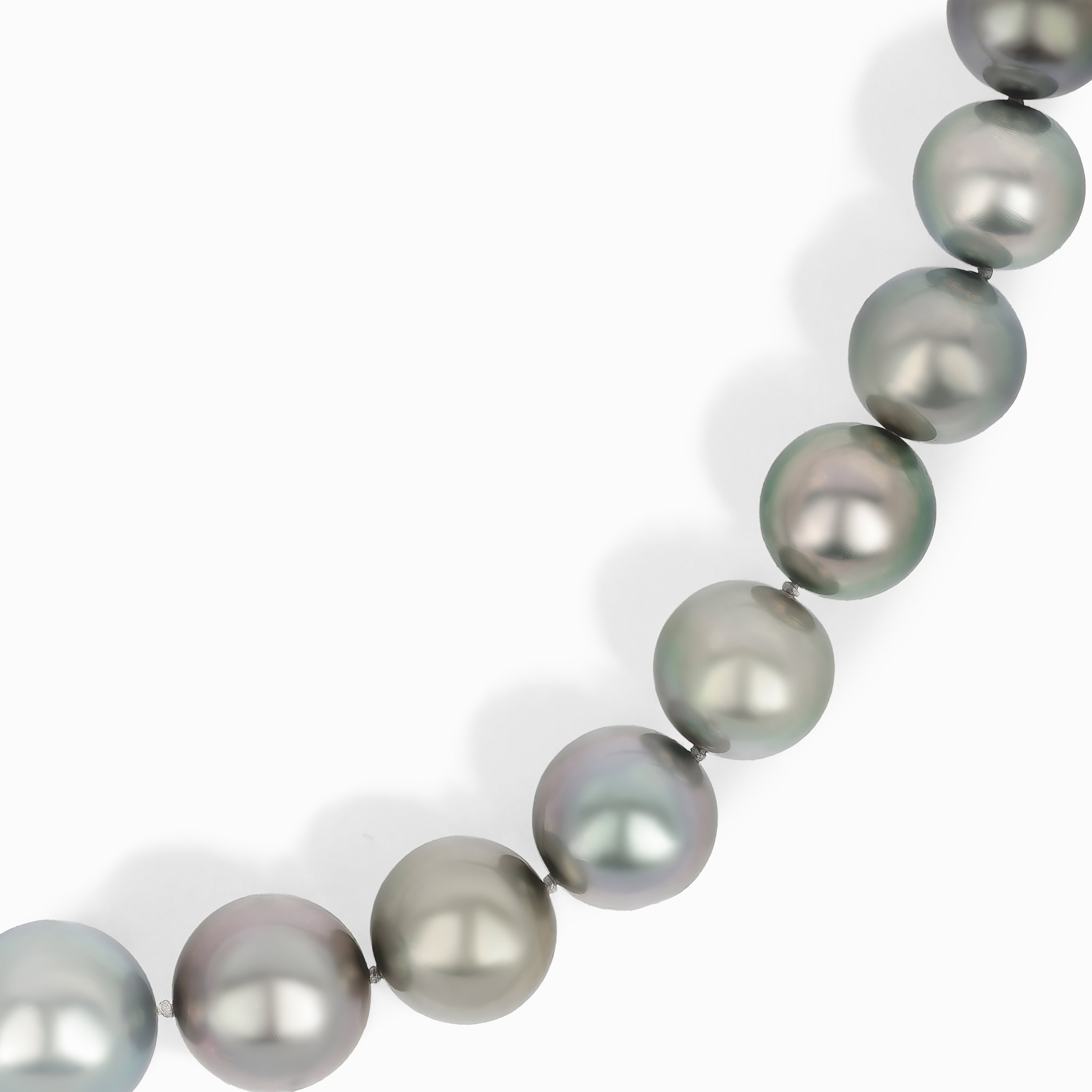 Yellow Gold Necklace with Pearl Stones