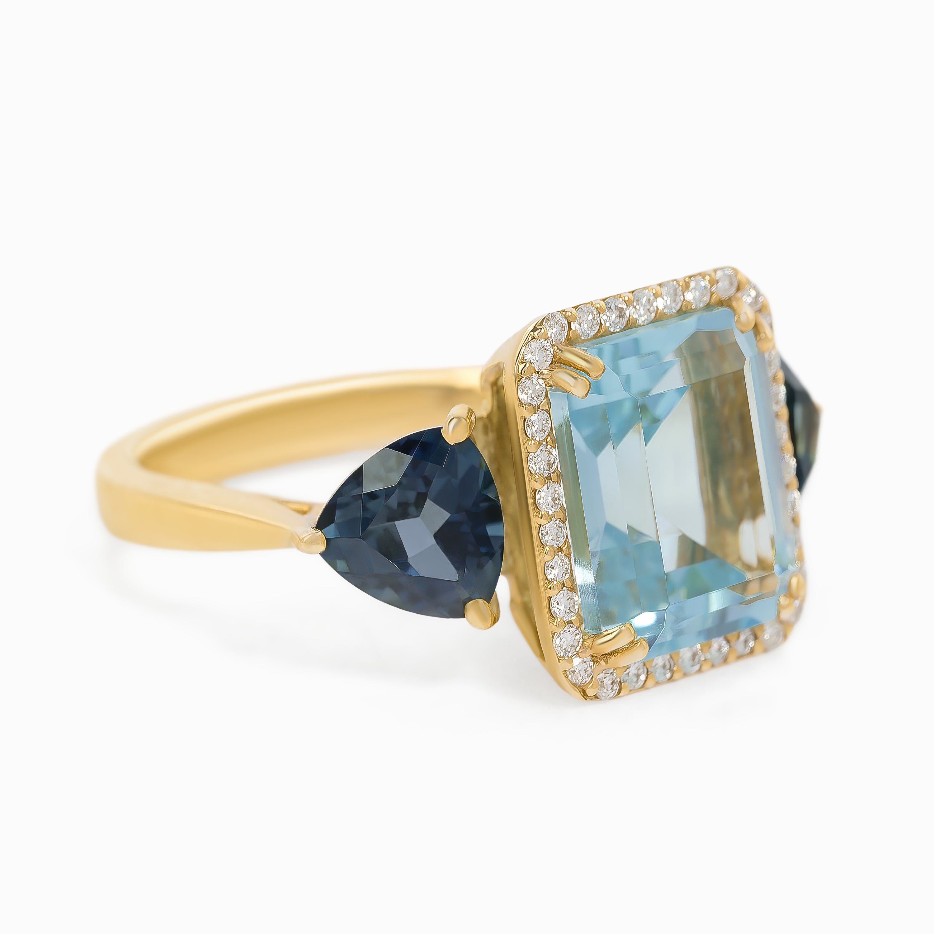 Yellow Gold Ring with Diamond, Topaz Stones