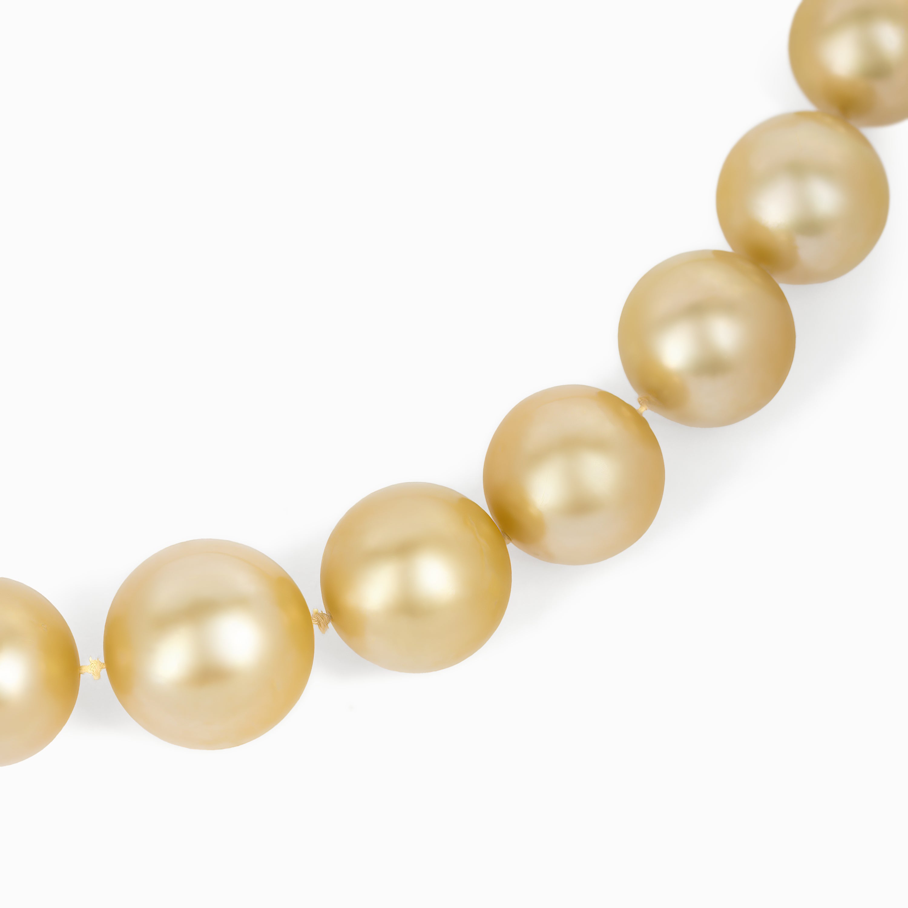 Yellow Gold Necklace with Pearl Stones