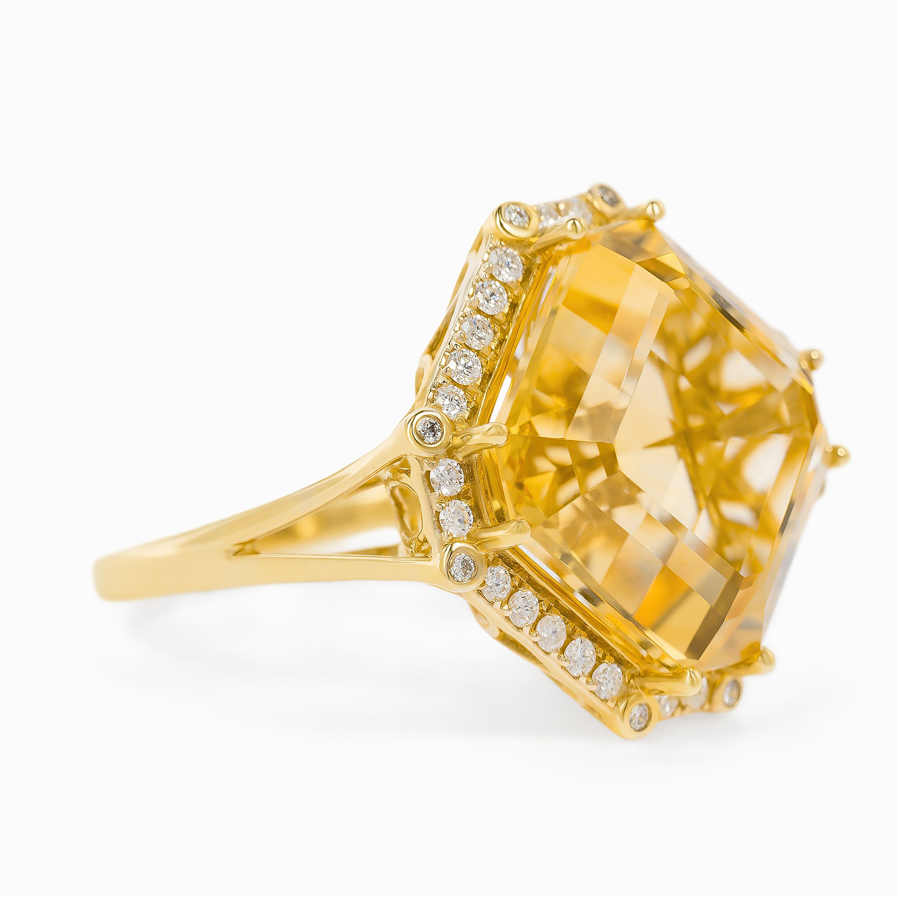 Yellow Gold Ring with Citrine, Diamond Stones