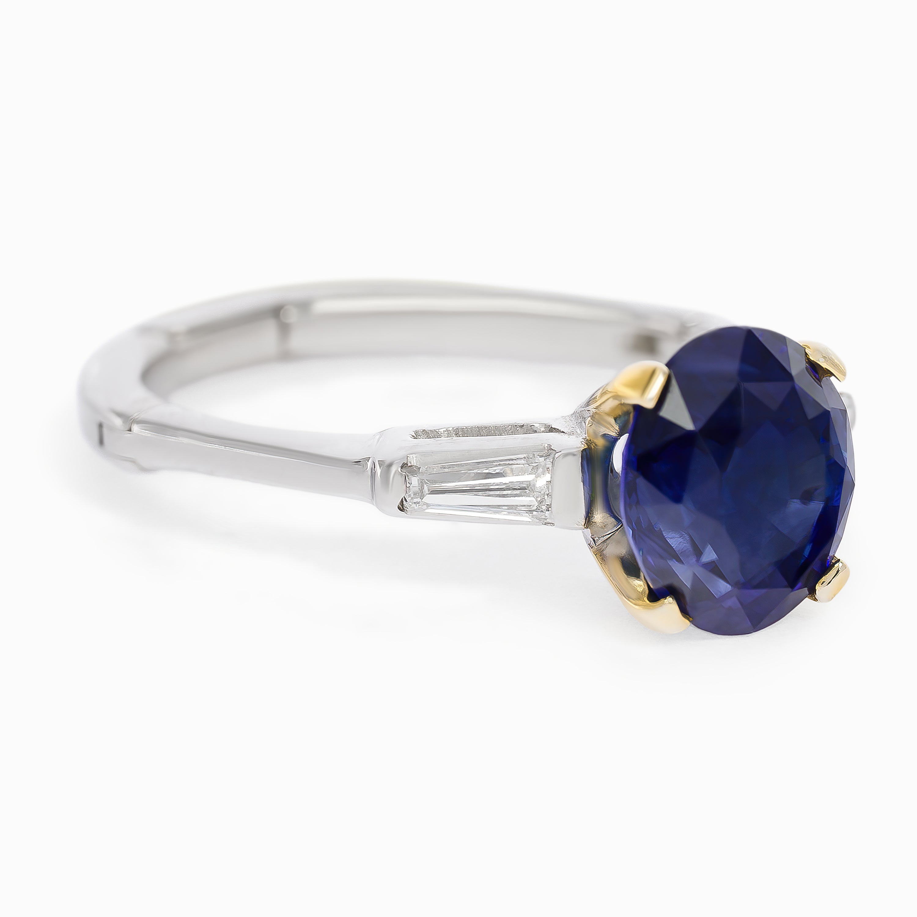 White Gold Ring with Sapphire Stones
