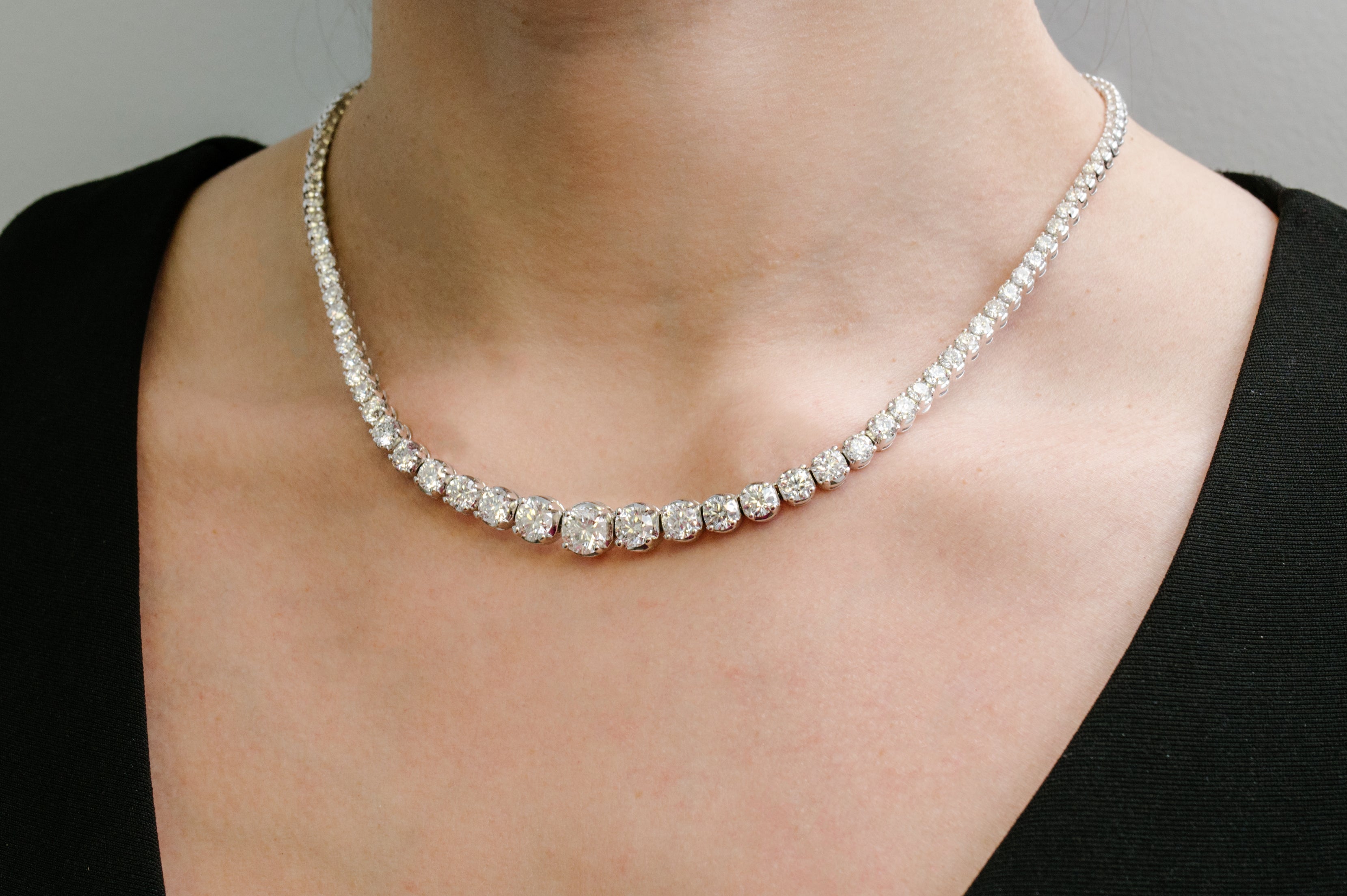 DIAMOND NECKLACE
