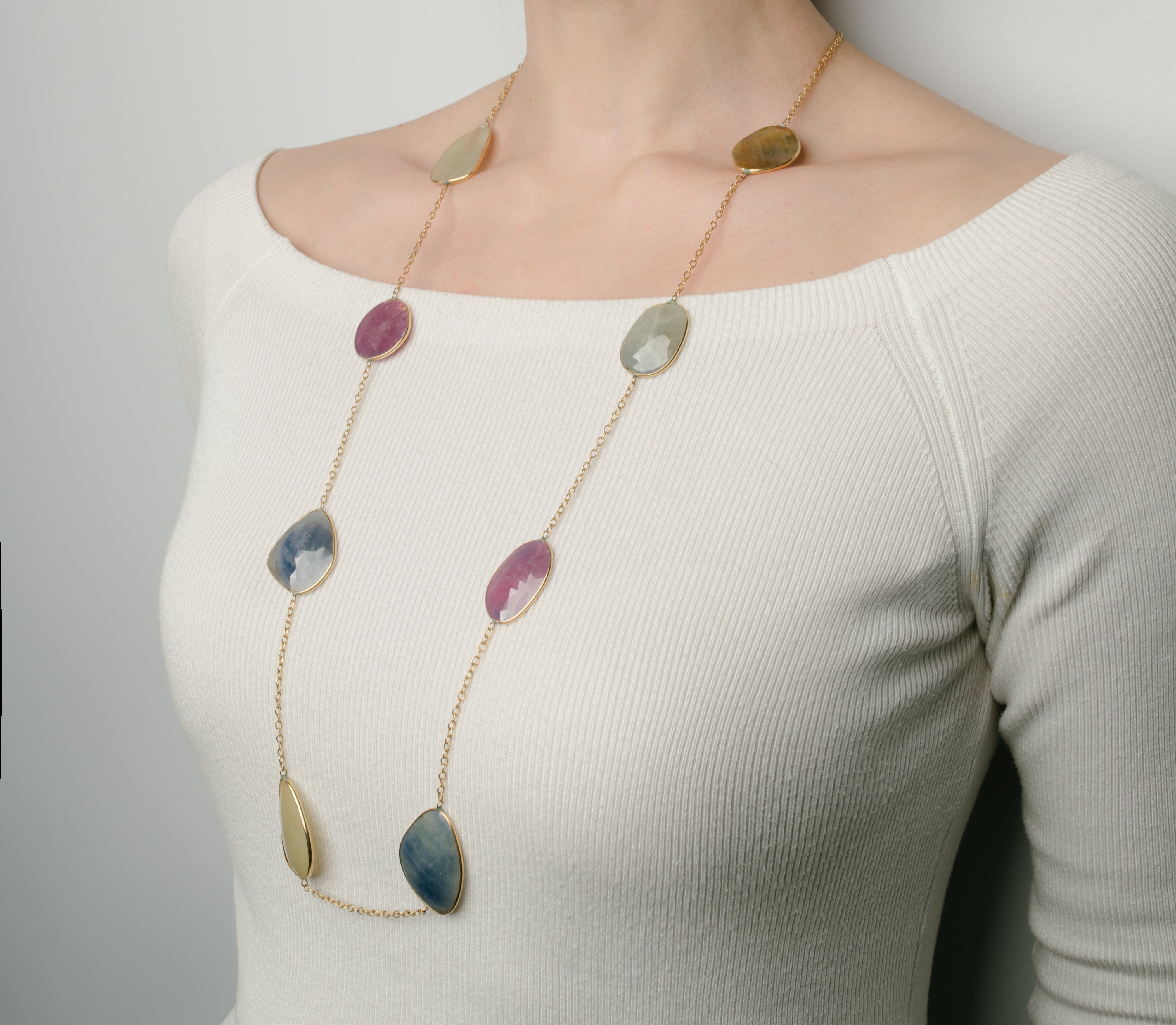 SLICED SAPPHIRE NECKLACE