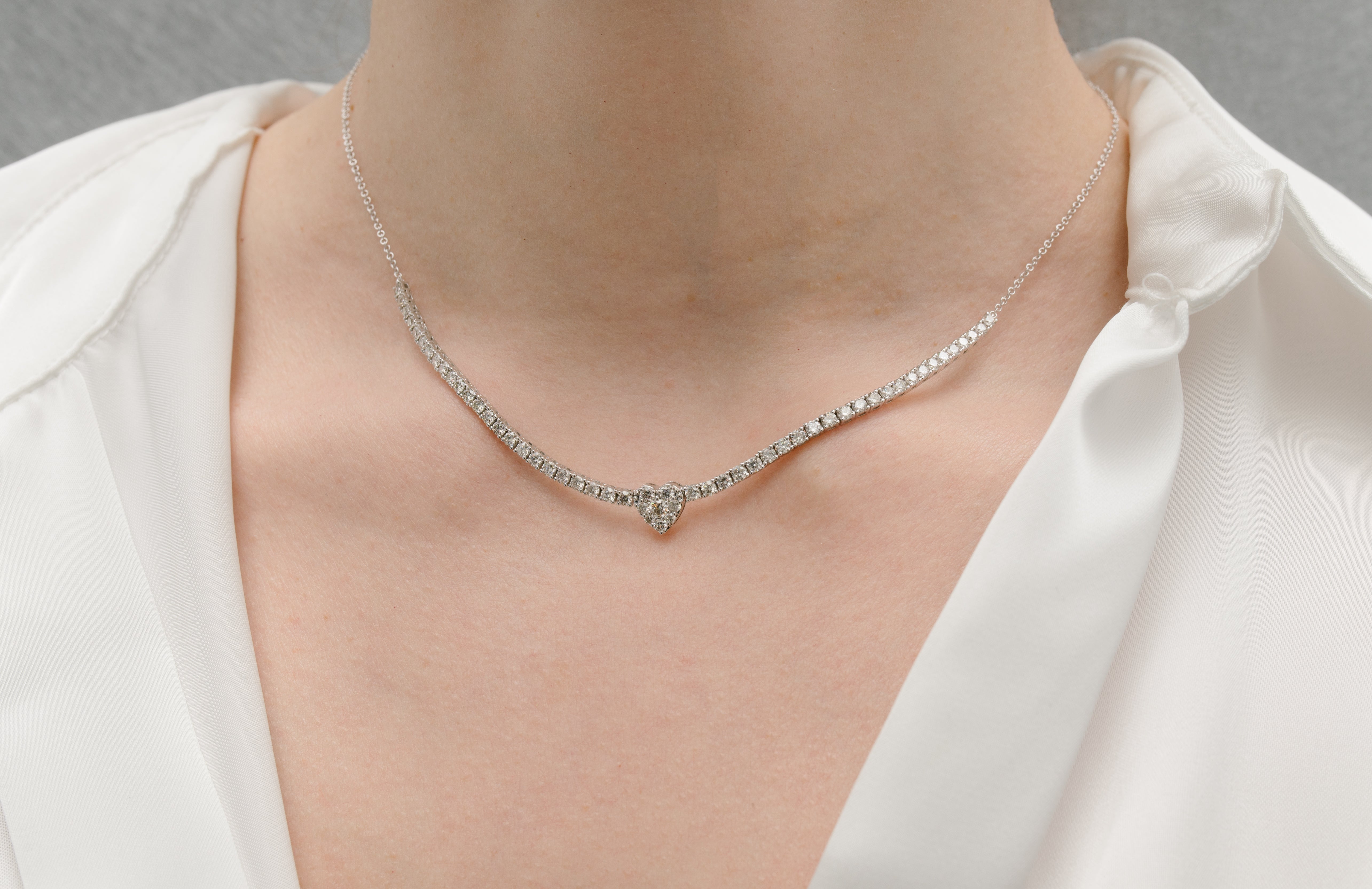 DIAMOND NECKLACE