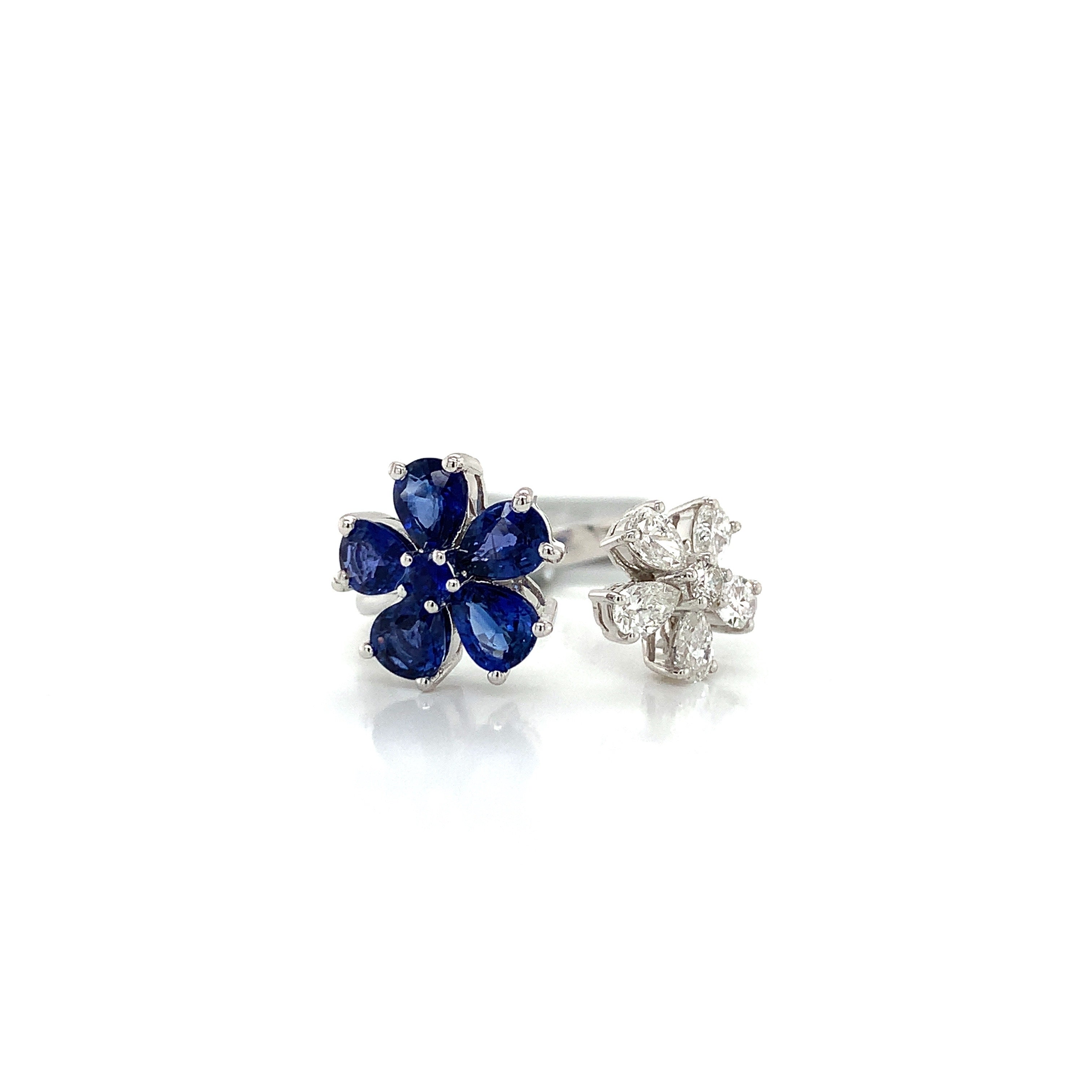 SAPPHIRE DIAMOND FLOWER RING