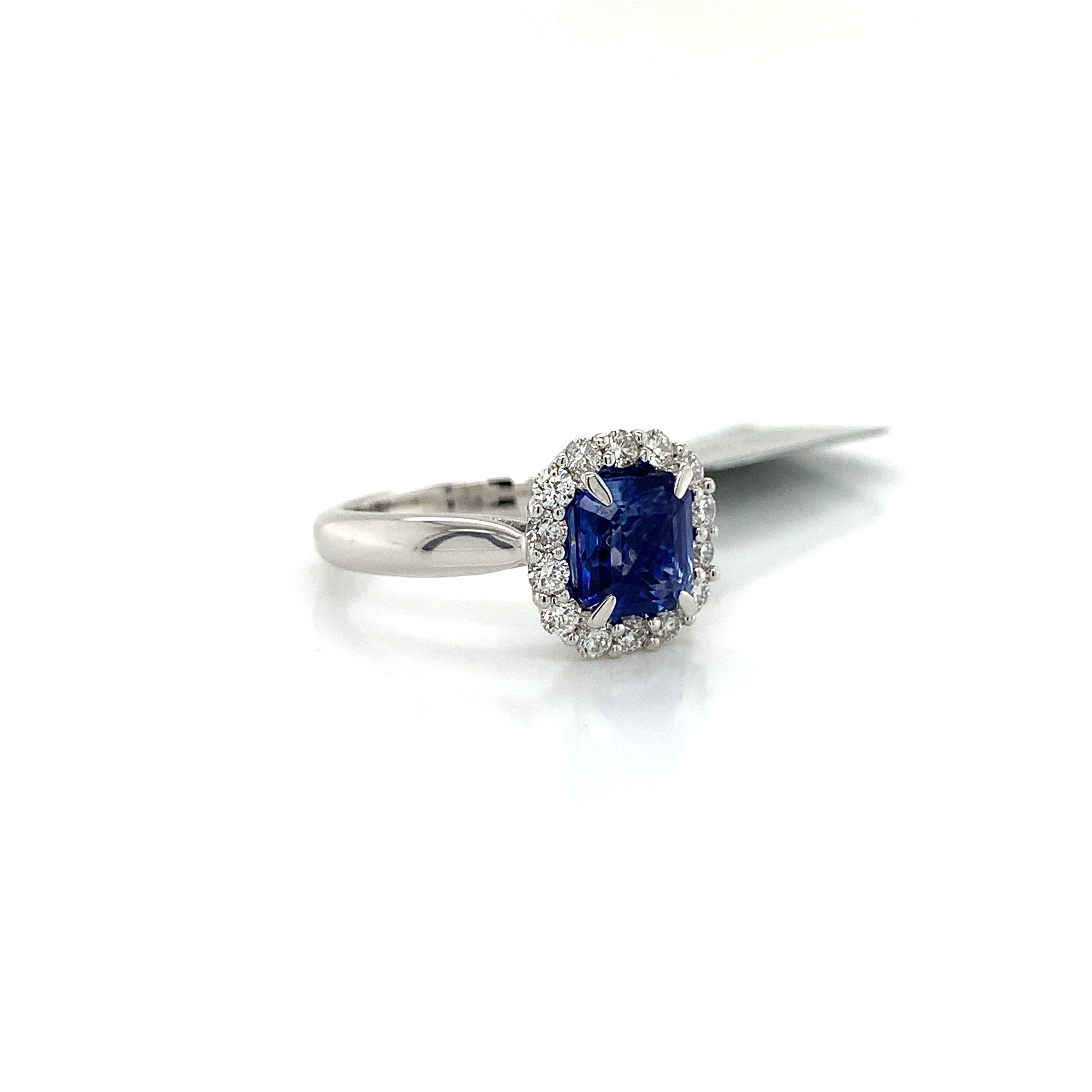 SAPPHIRE RING