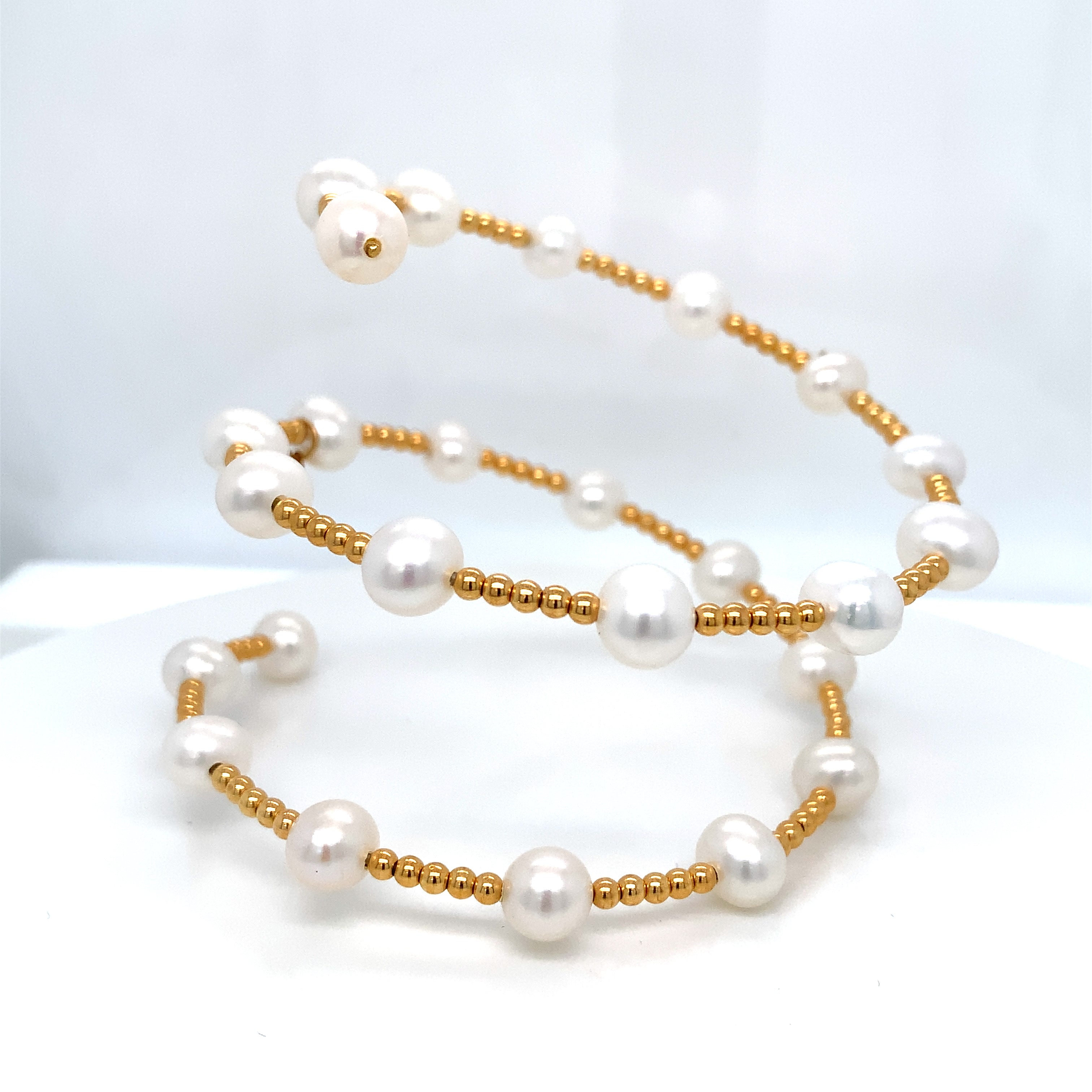 PEARL SPIRAL CUFF