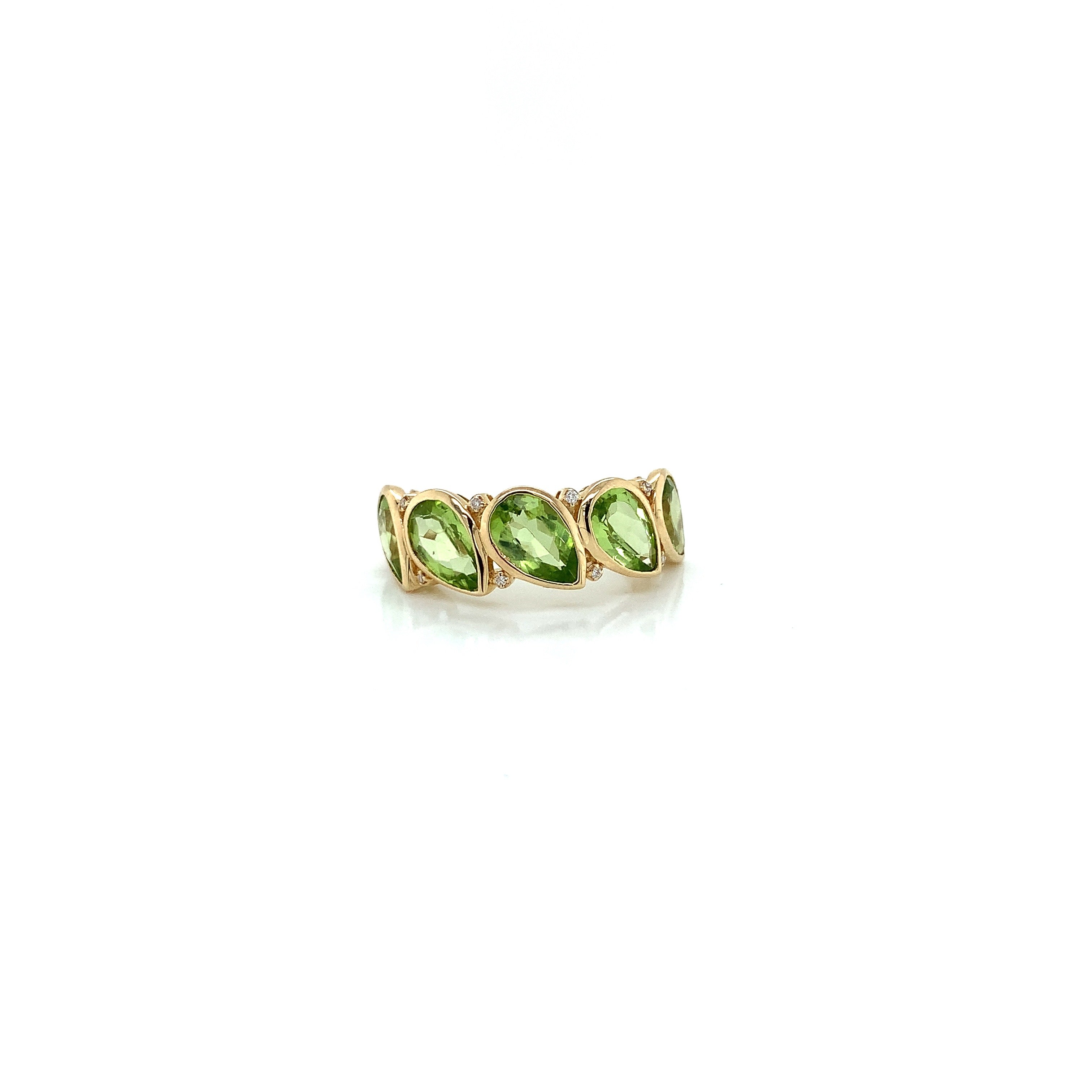 PERIDOT RING