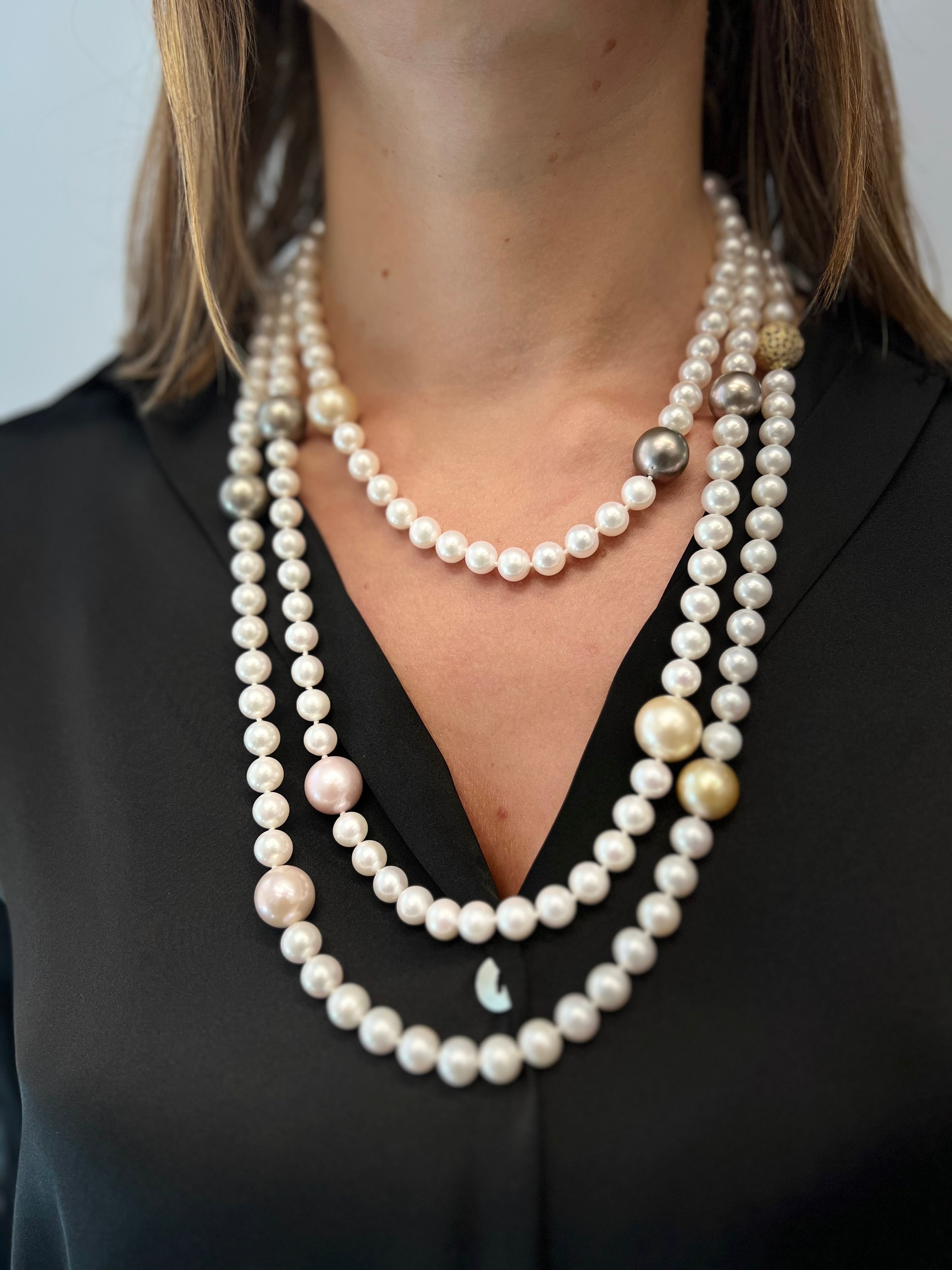 Yellow Gold Necklace with Pearl Stones