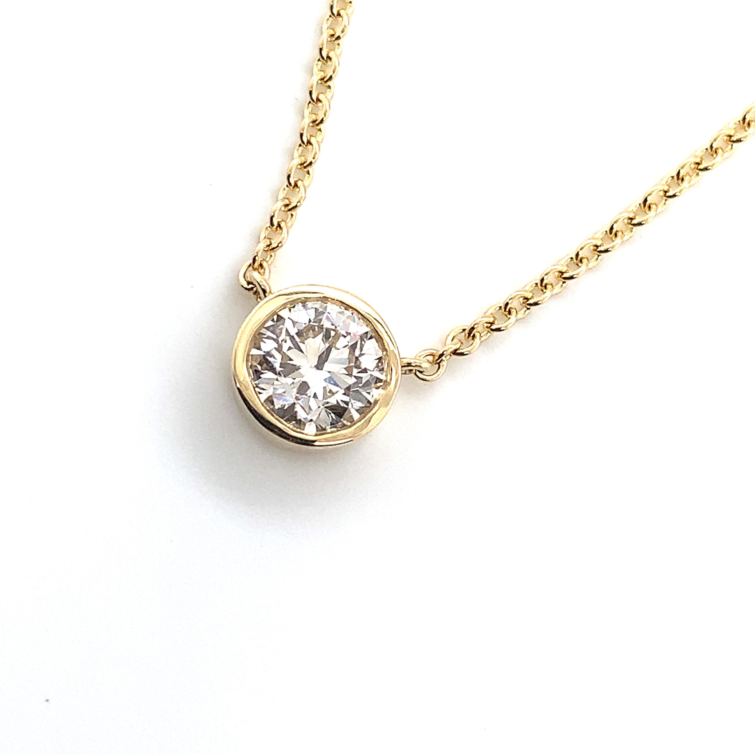 DIAMOND PENDANT