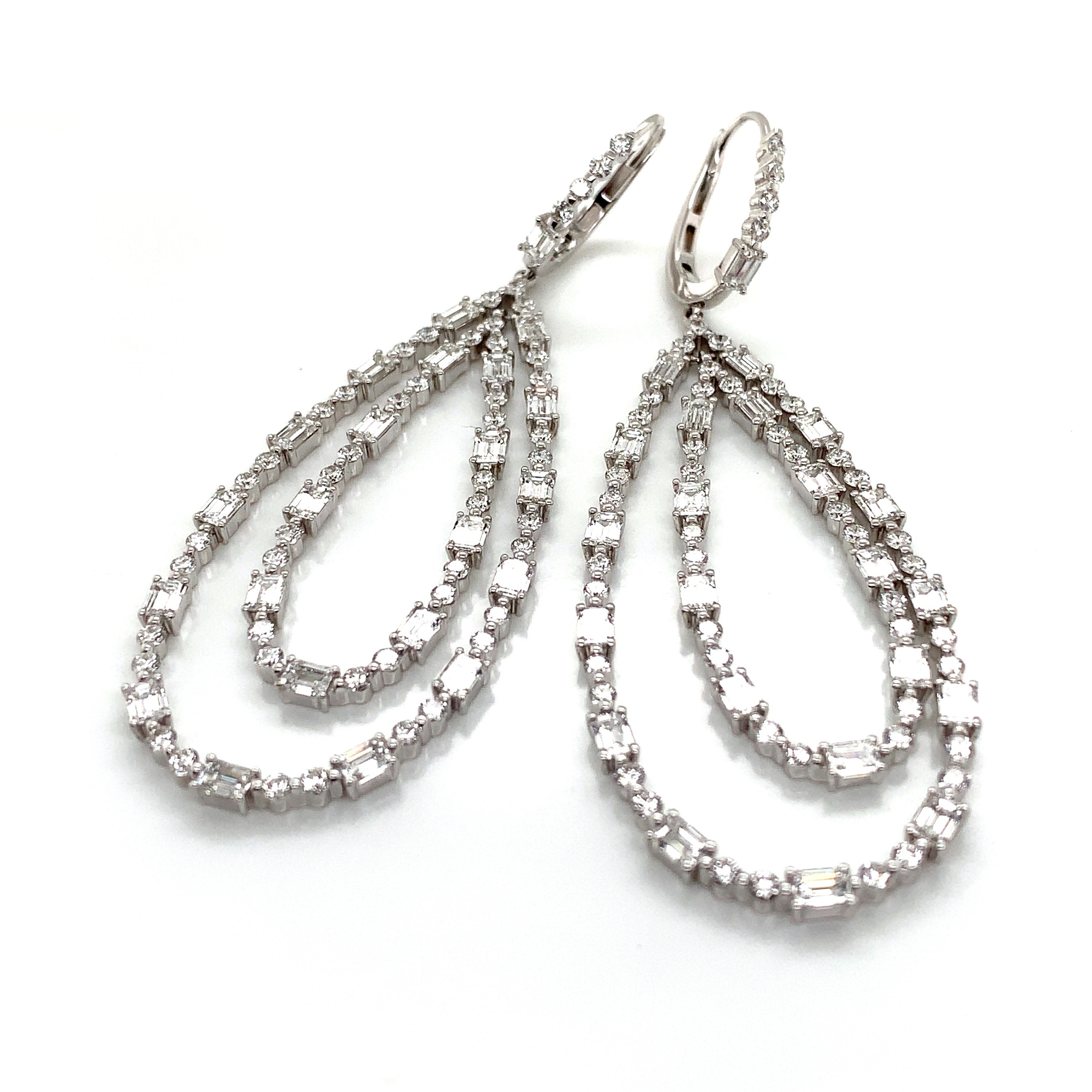 DIAMOND EARRINGS