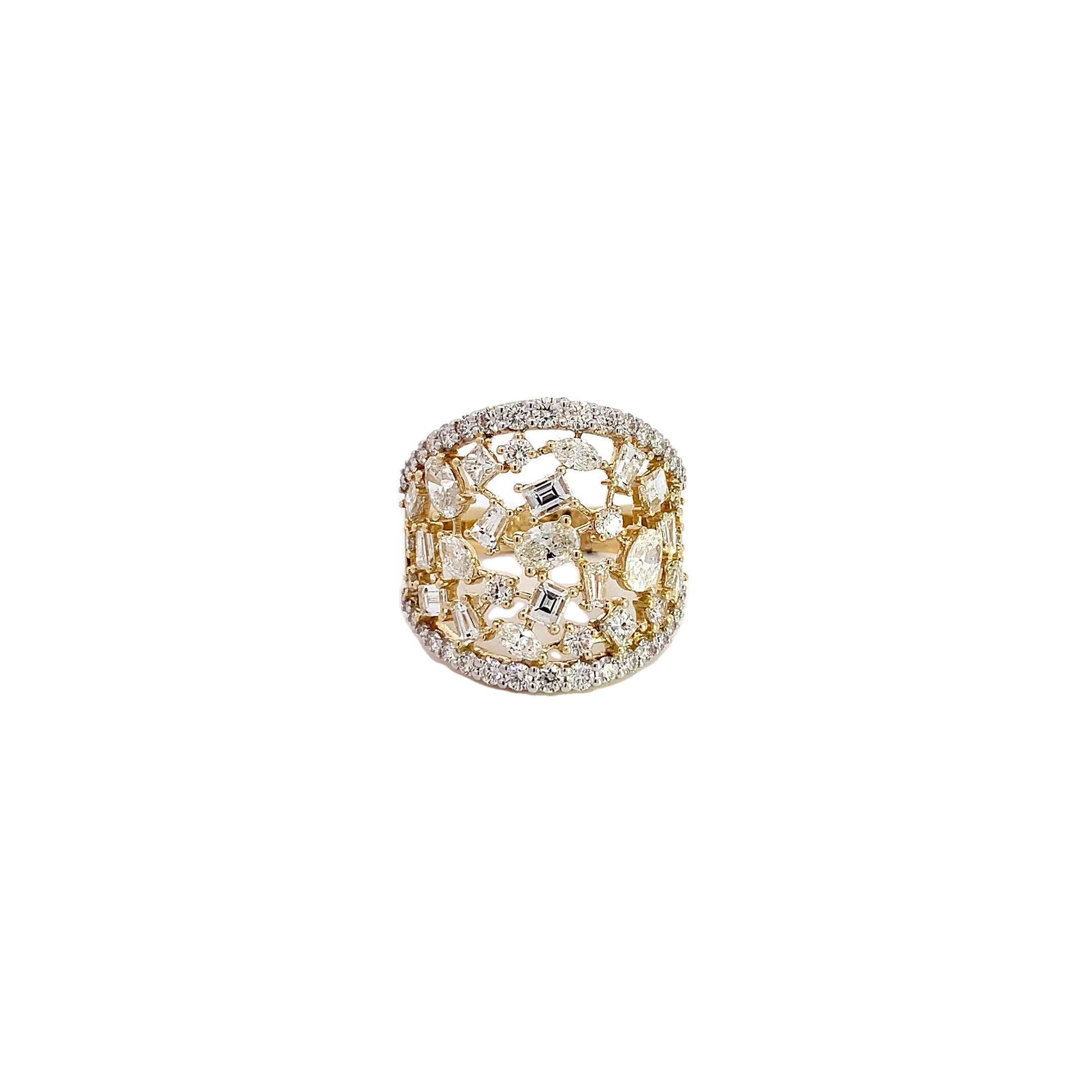 DIAMOND RING