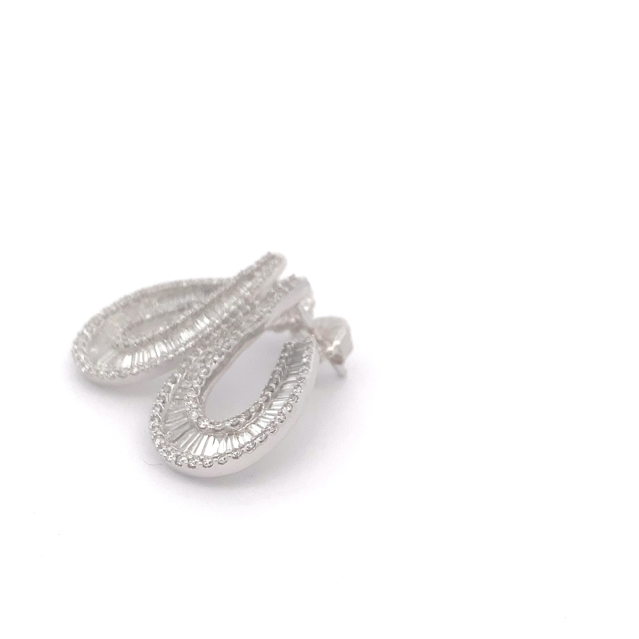 White Gold Drop Earrings with Diamond Stones