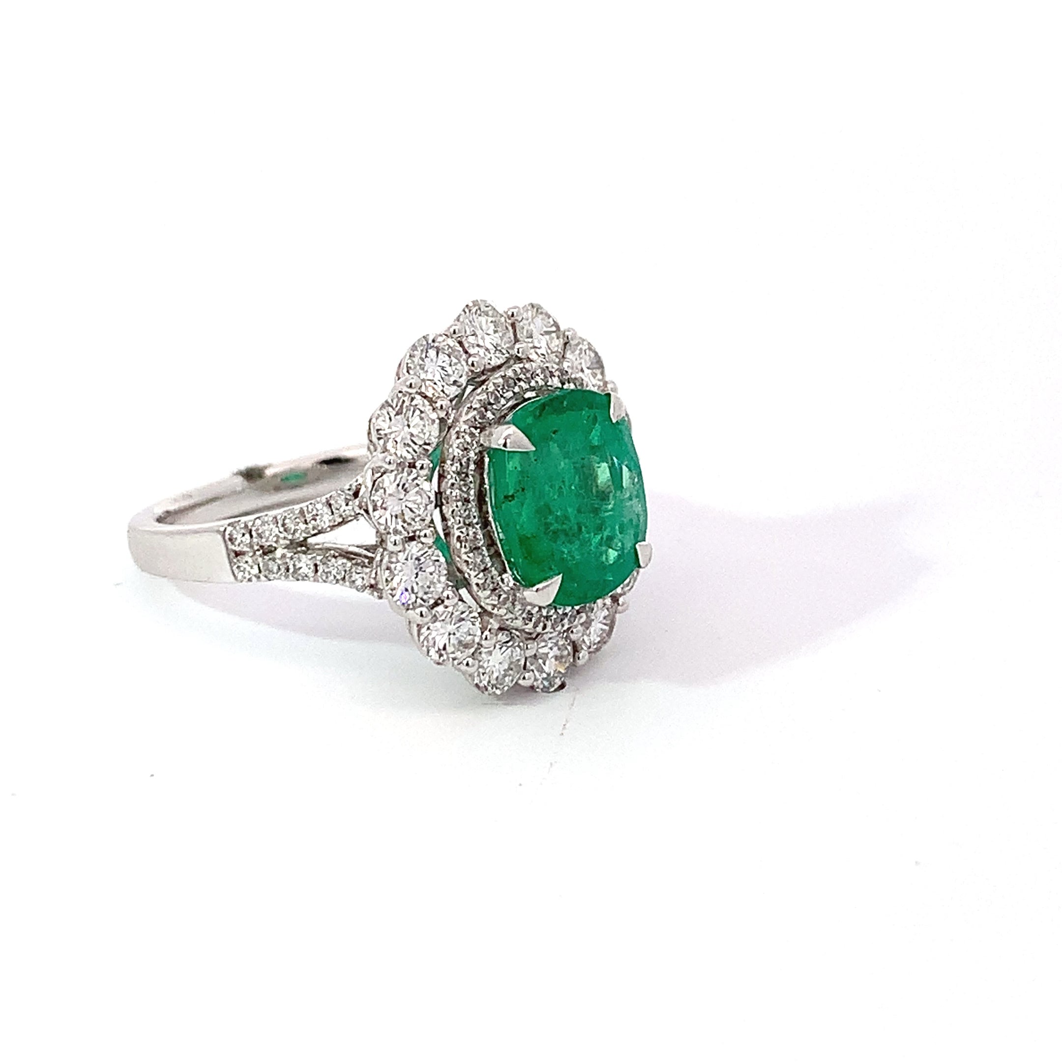 EMERALD AND DIAMOND RING