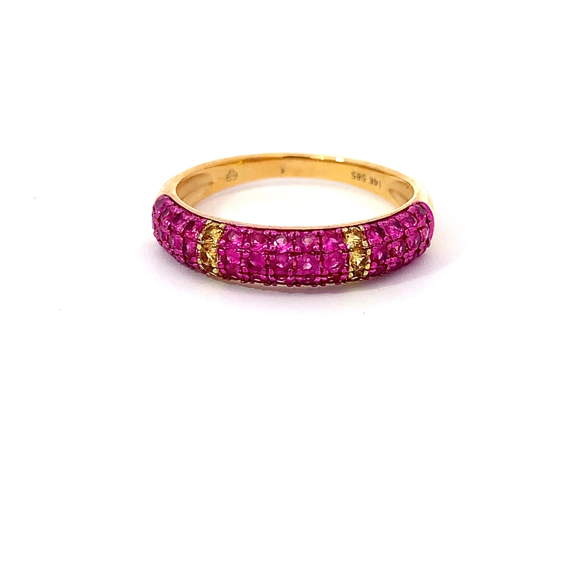 Yellow Gold Ring with Ruby Stones