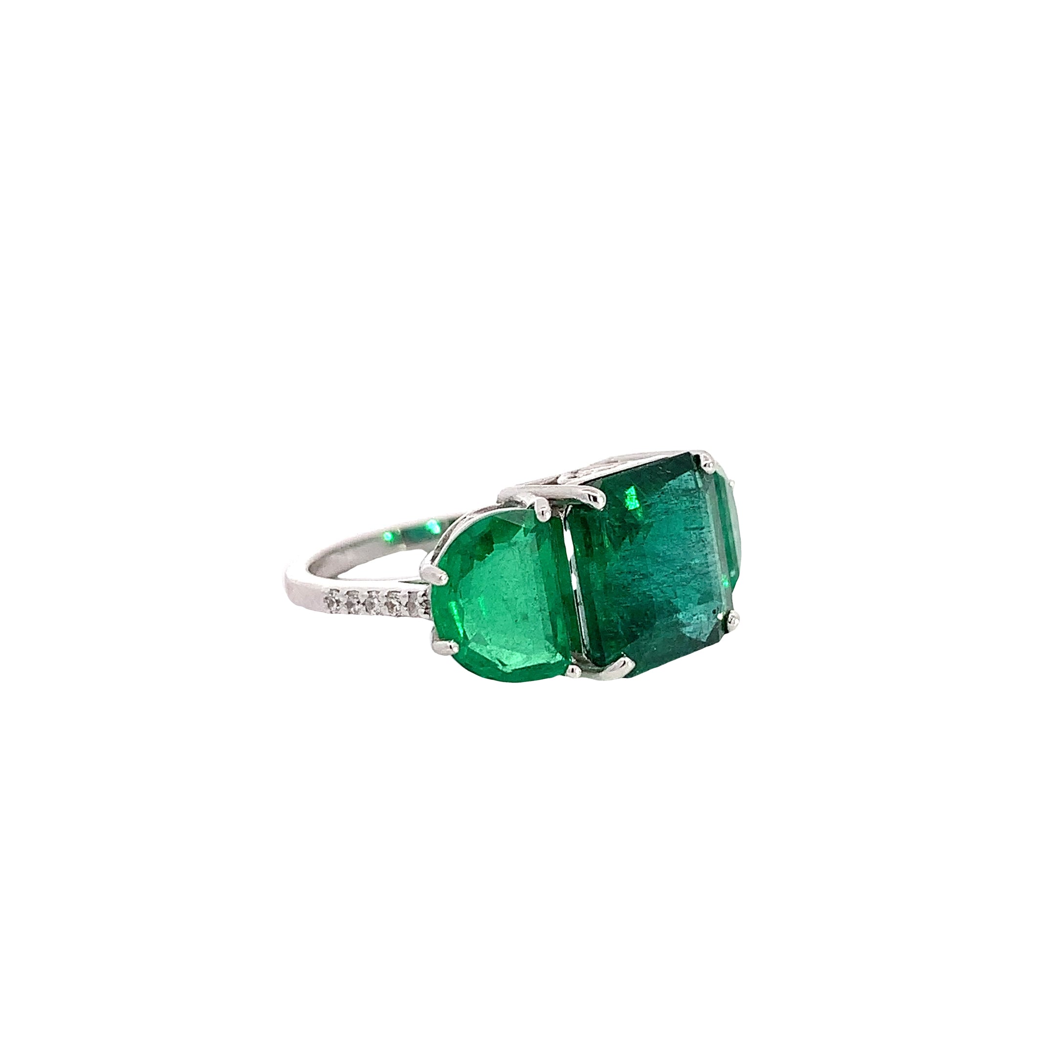 White Gold Ring with Diamond, Emerald Stones