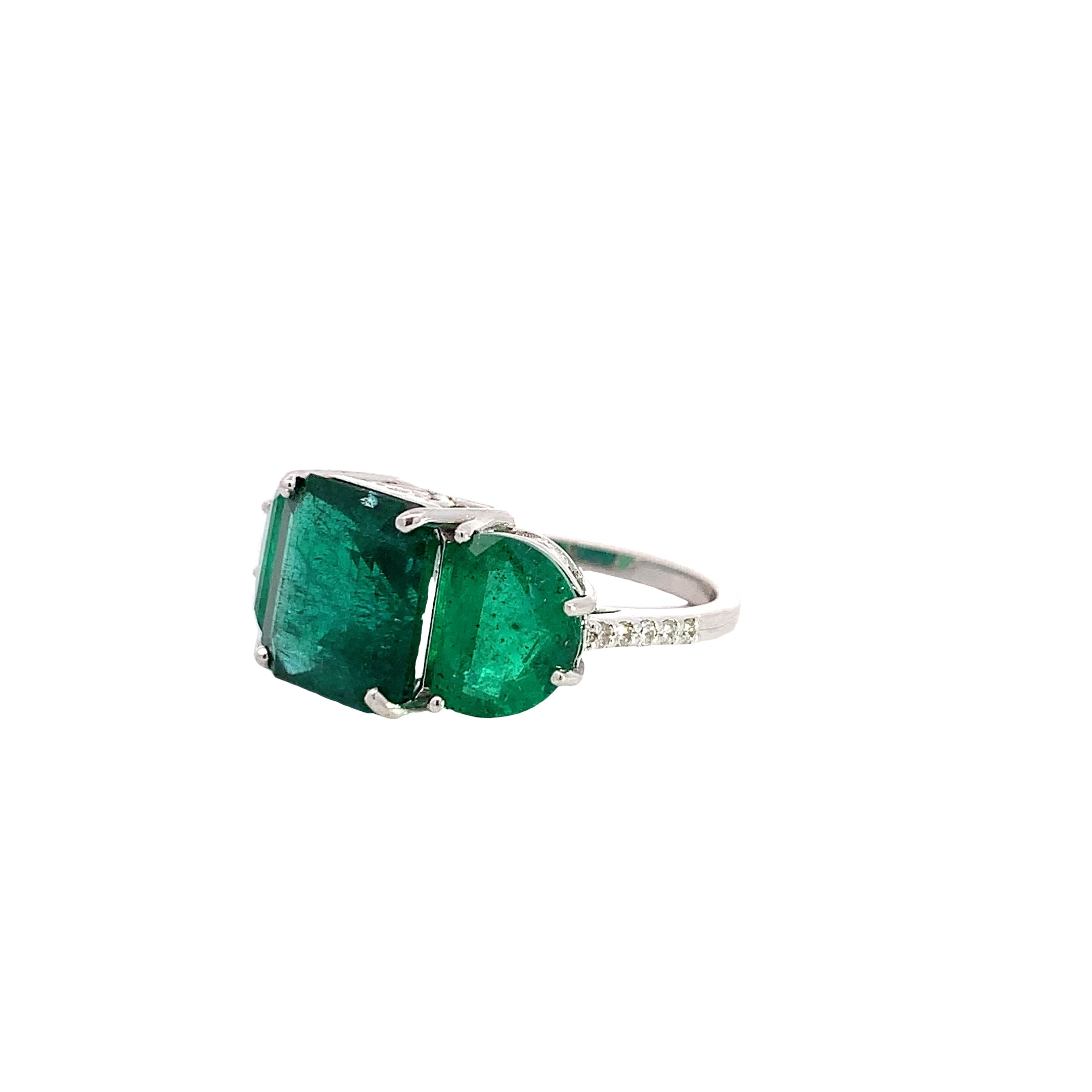 White Gold Ring with Diamond, Emerald Stones