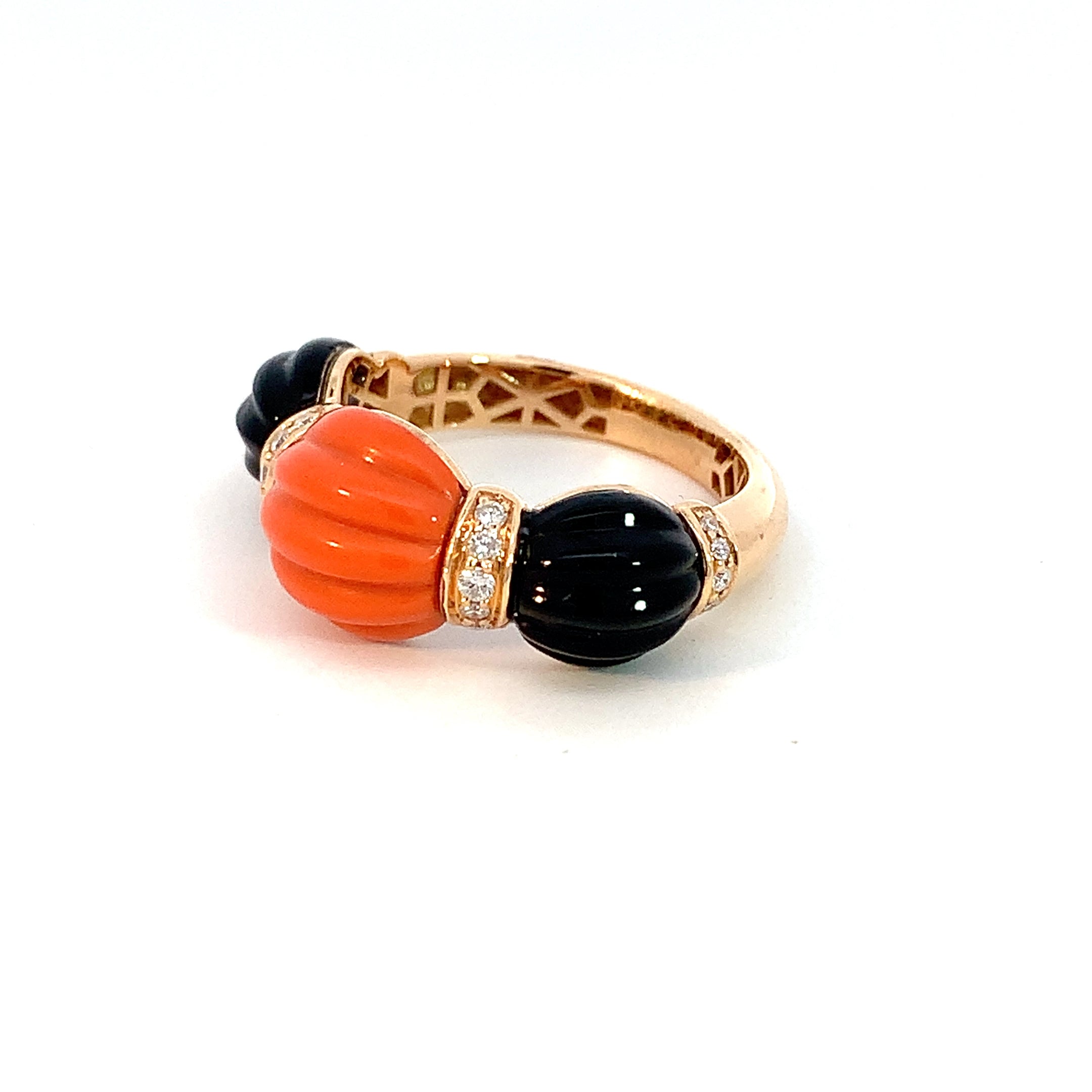 CORAL ONYX AND DIAMONDS RING
