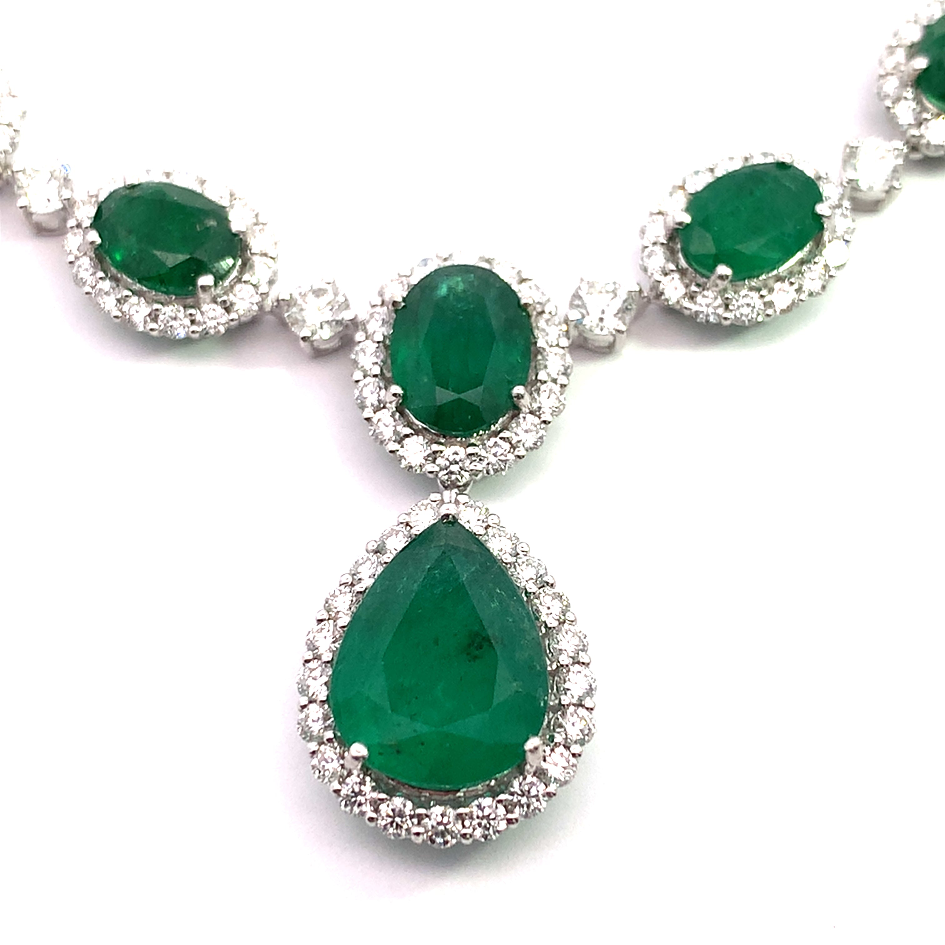 White Gold Emerald Necklace