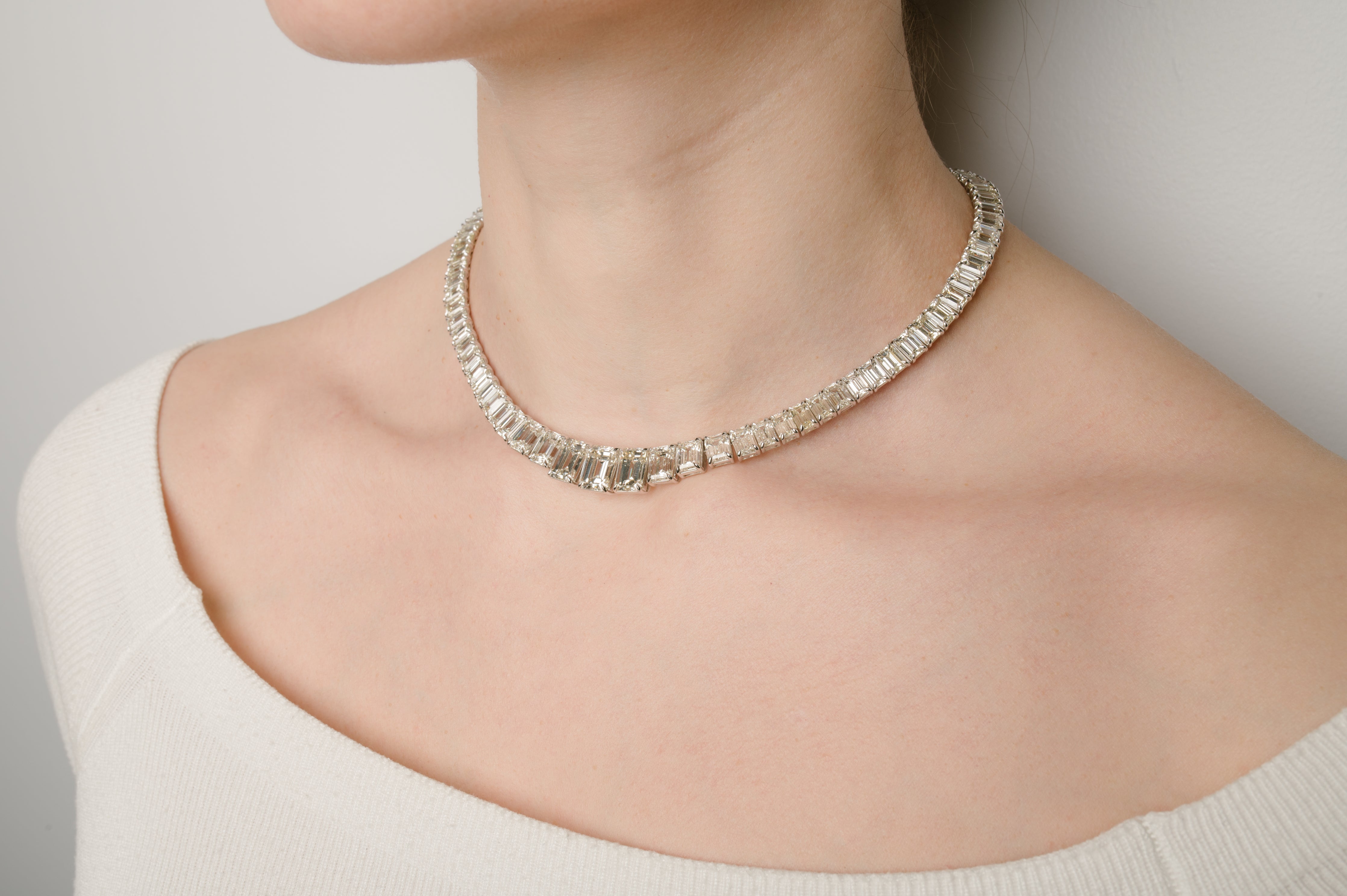 DIAMOND NECKLACE