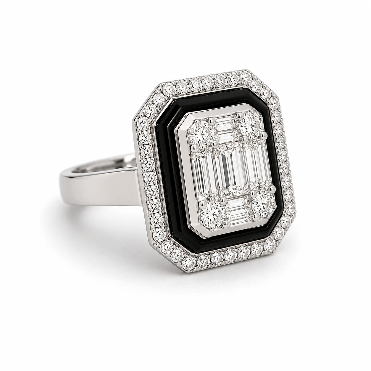 White Gold Diamond and Onix Ring