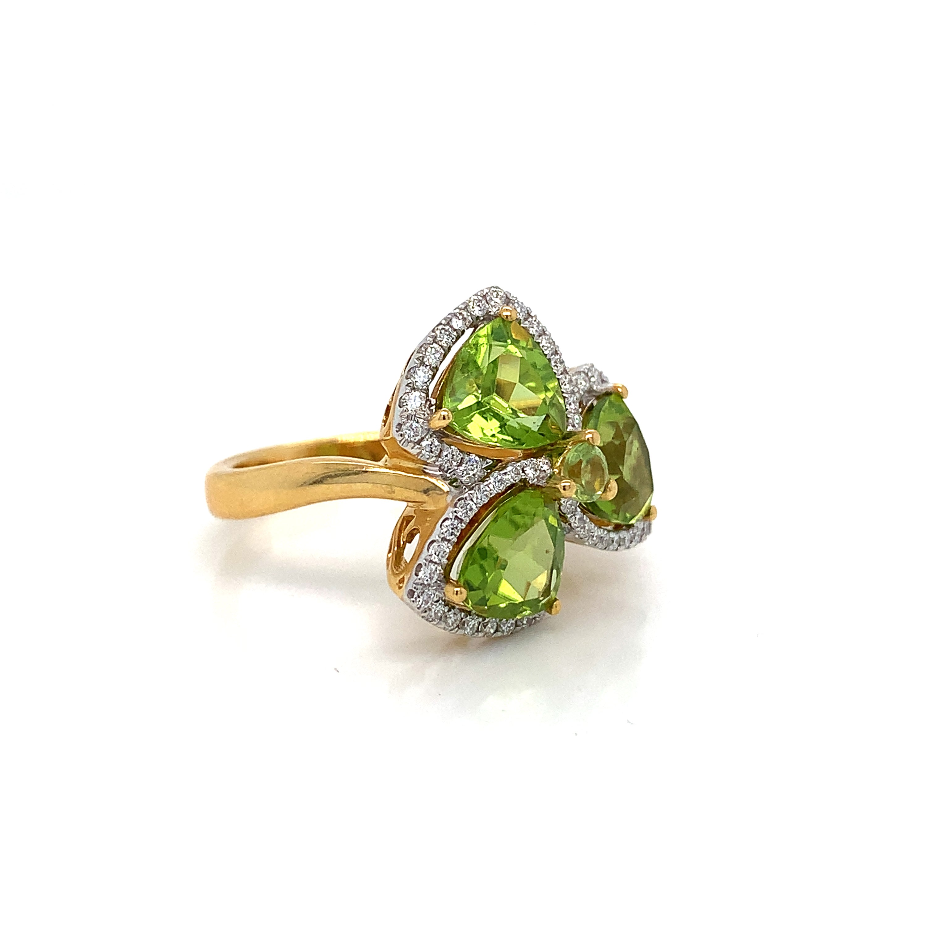 PERIDOT CLOVER RING