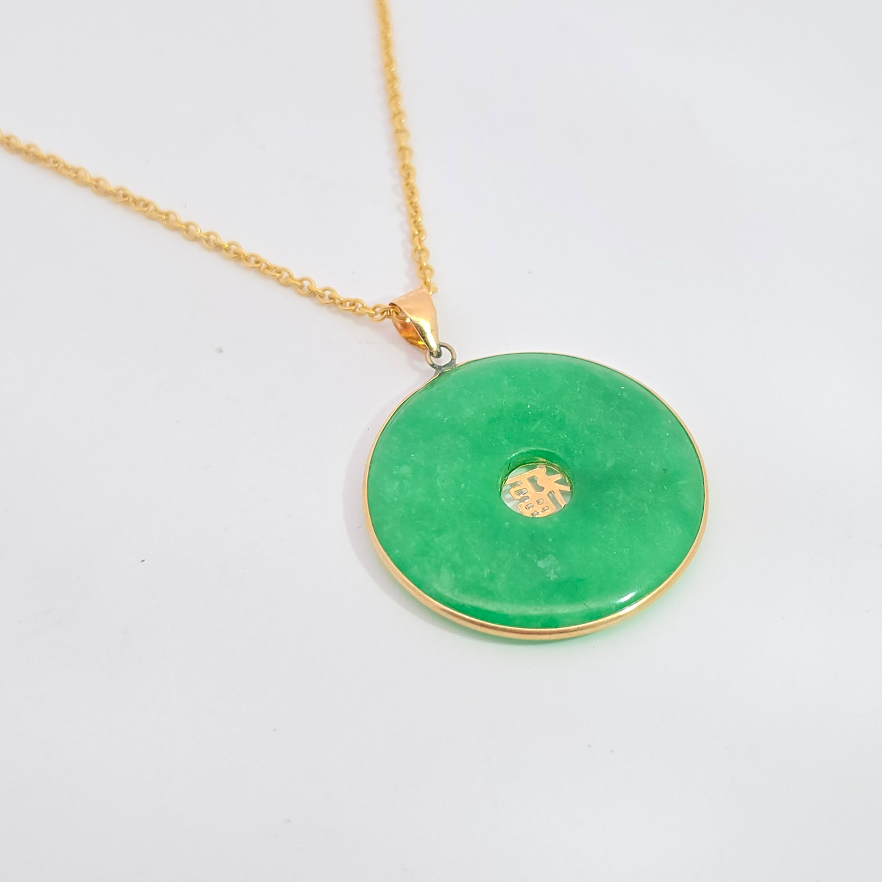 Stone Pendant Necklace With Jade Stones